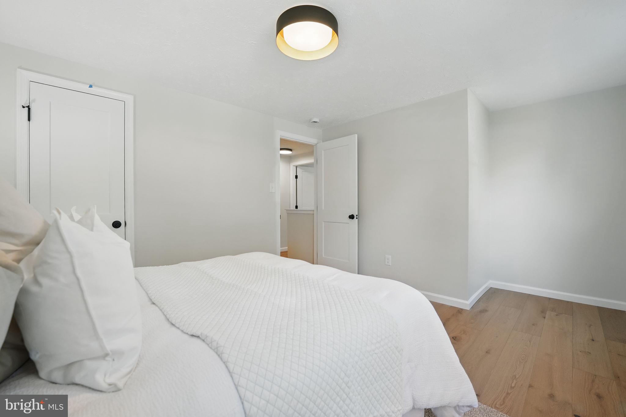 BURKE CENTRE - Residential