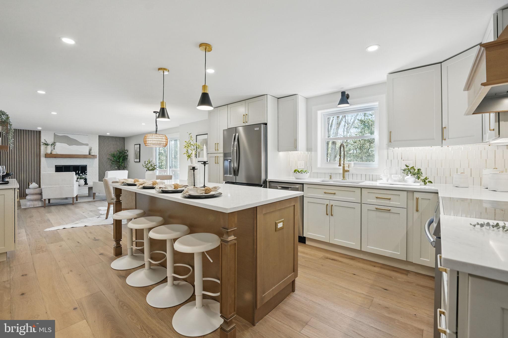 BURKE CENTRE - Residential