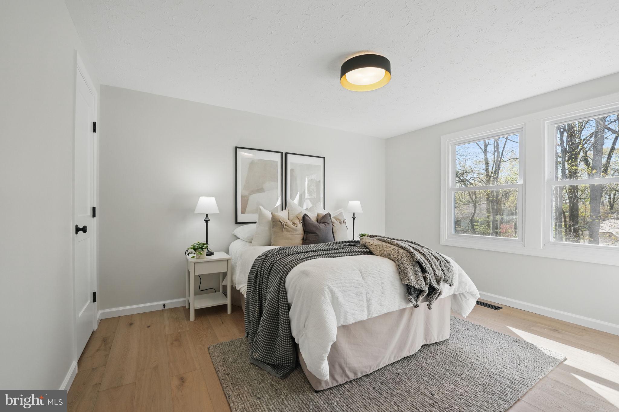 BURKE CENTRE - Residential