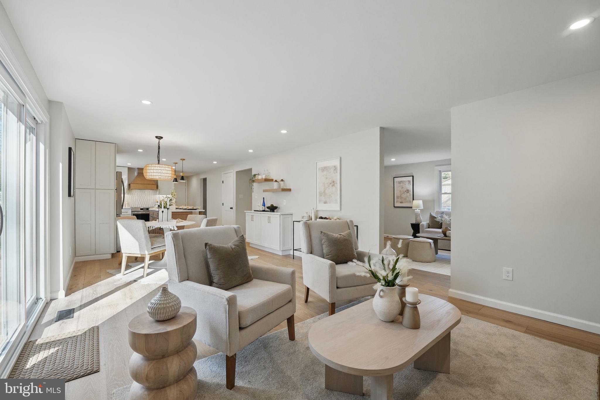 BURKE CENTRE - Residential