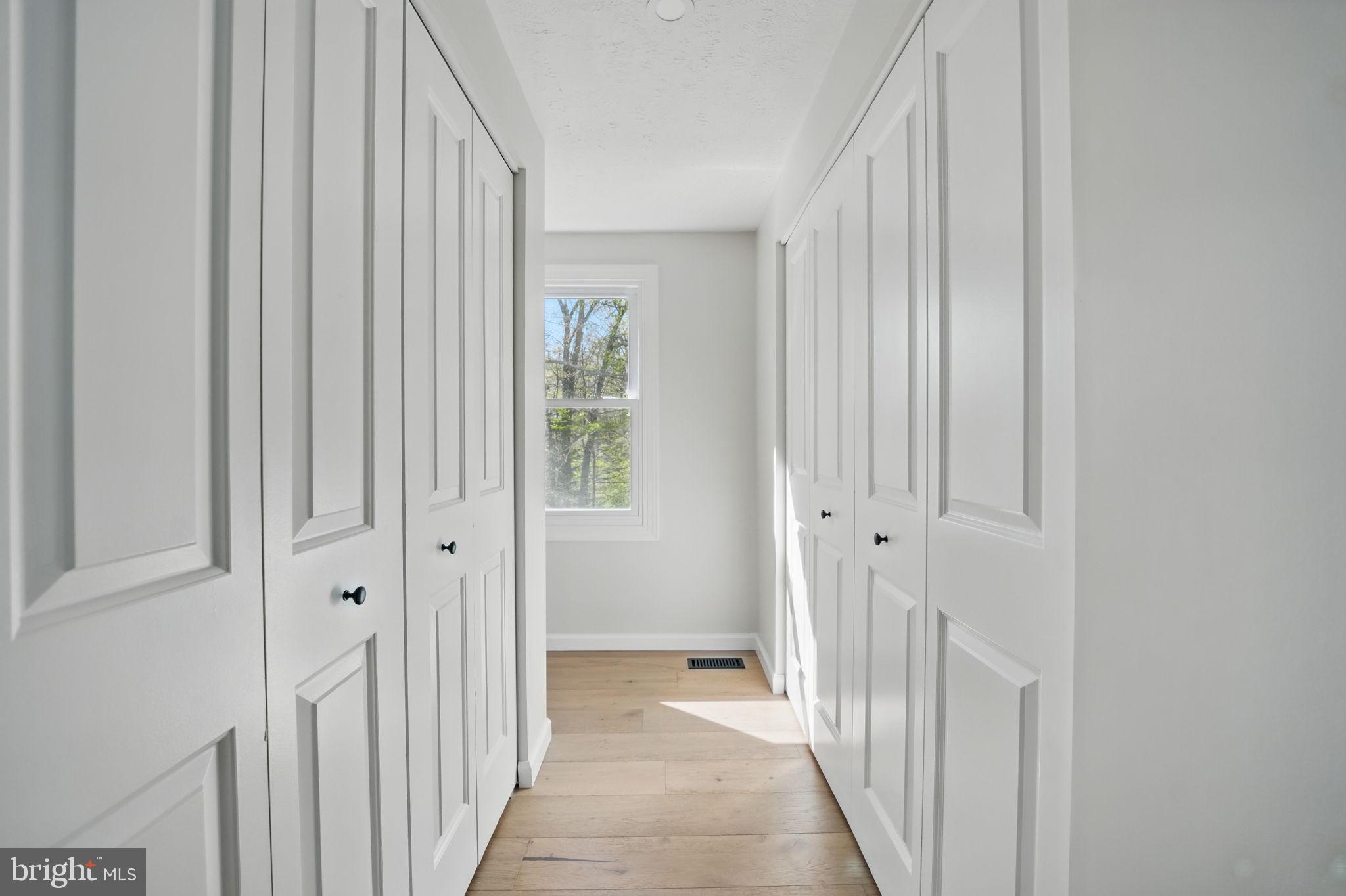 BURKE CENTRE - Residential