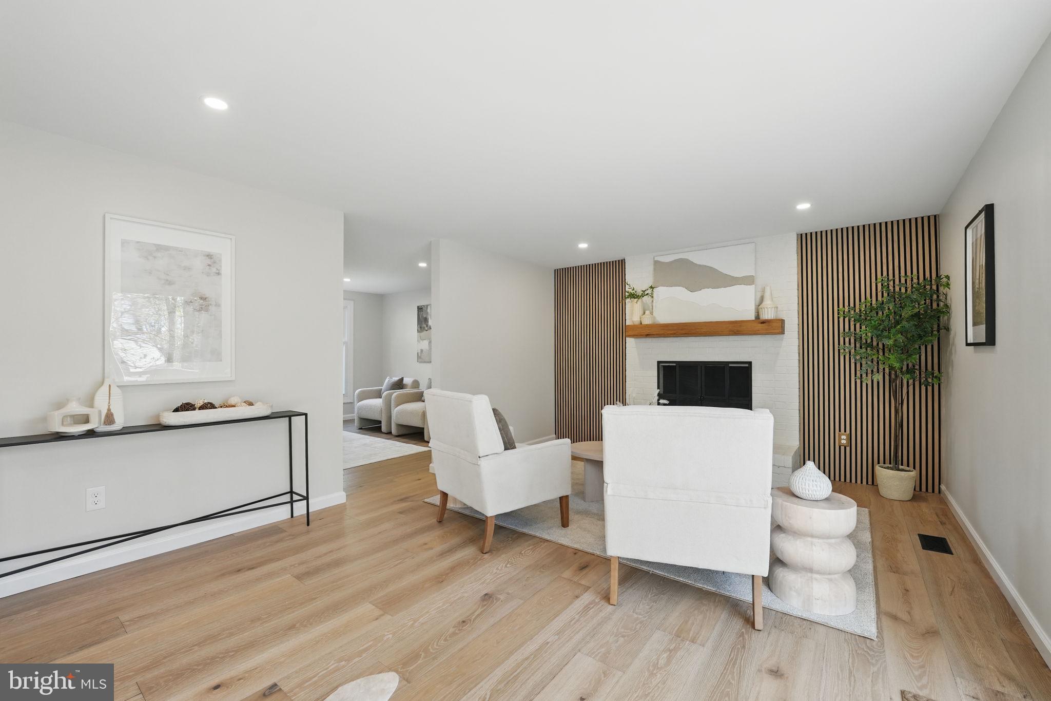 BURKE CENTRE - Residential