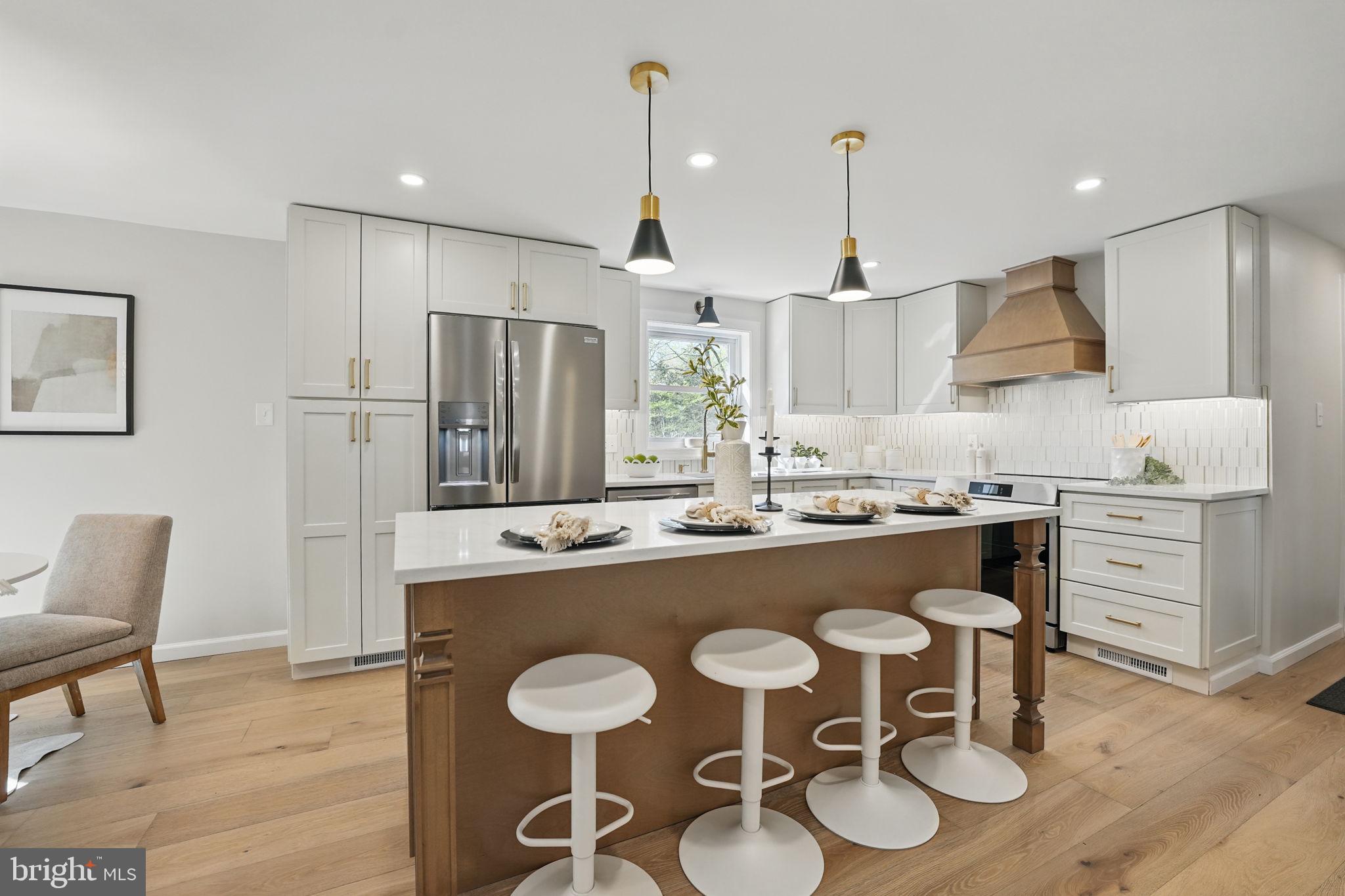 BURKE CENTRE - Residential