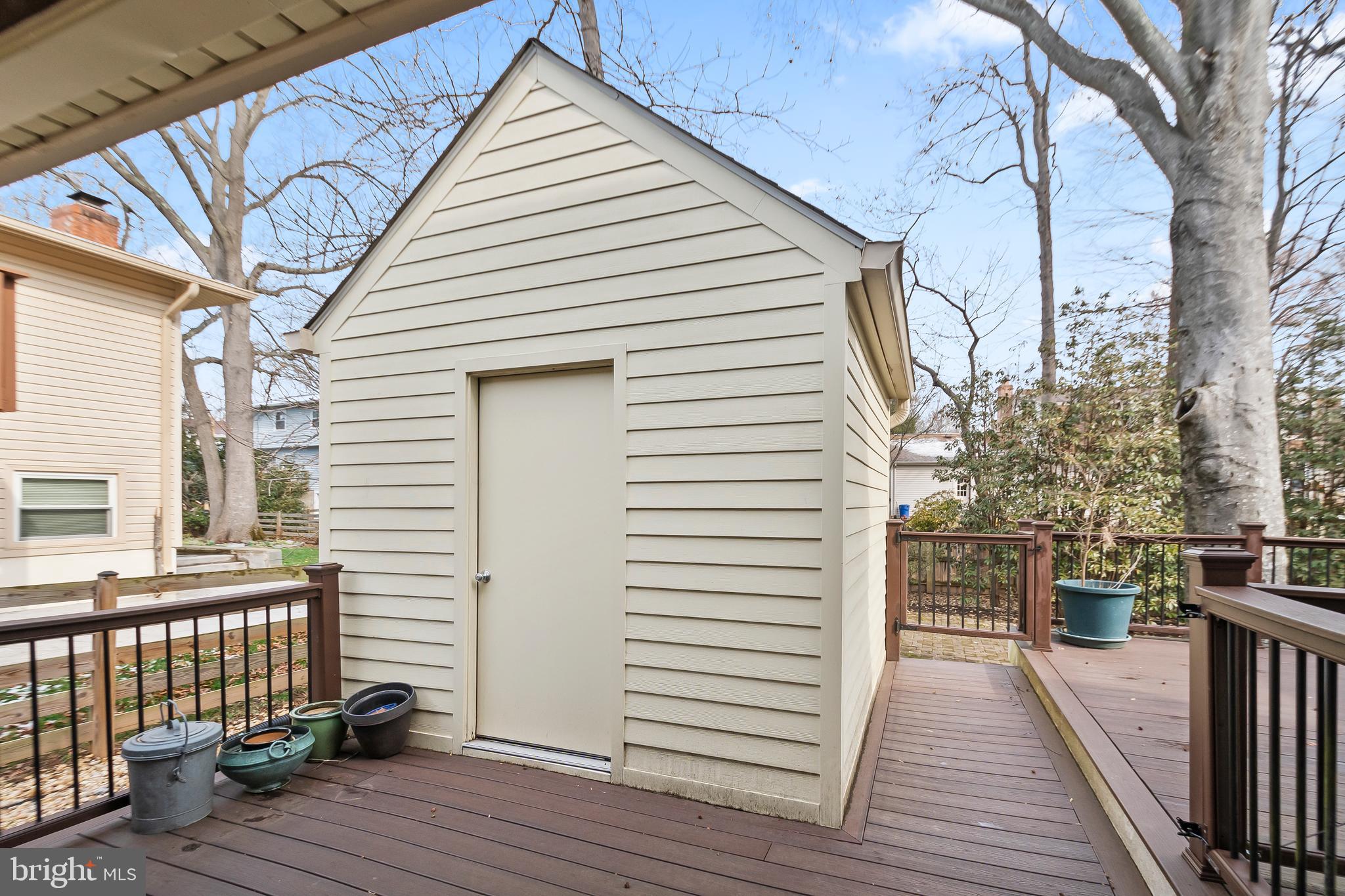 ROLLING VALLEY - Residential