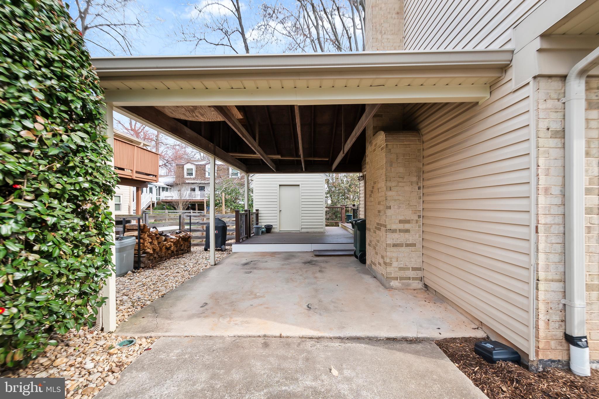 ROLLING VALLEY - Residential