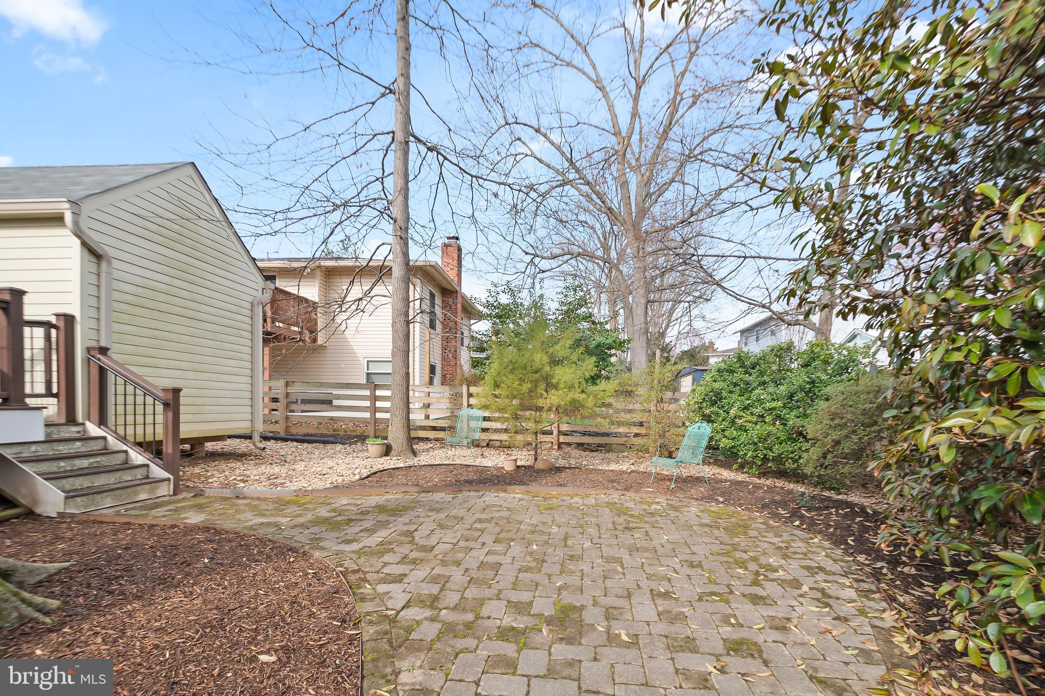 ROLLING VALLEY - Residential