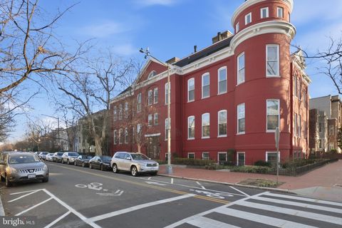 301 G STREET NE 32 WASHINGTON DC 20002