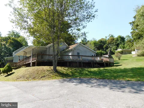 15165 Charmian Road, Blue Ridge Summit, PA MLS: PAFL2022456