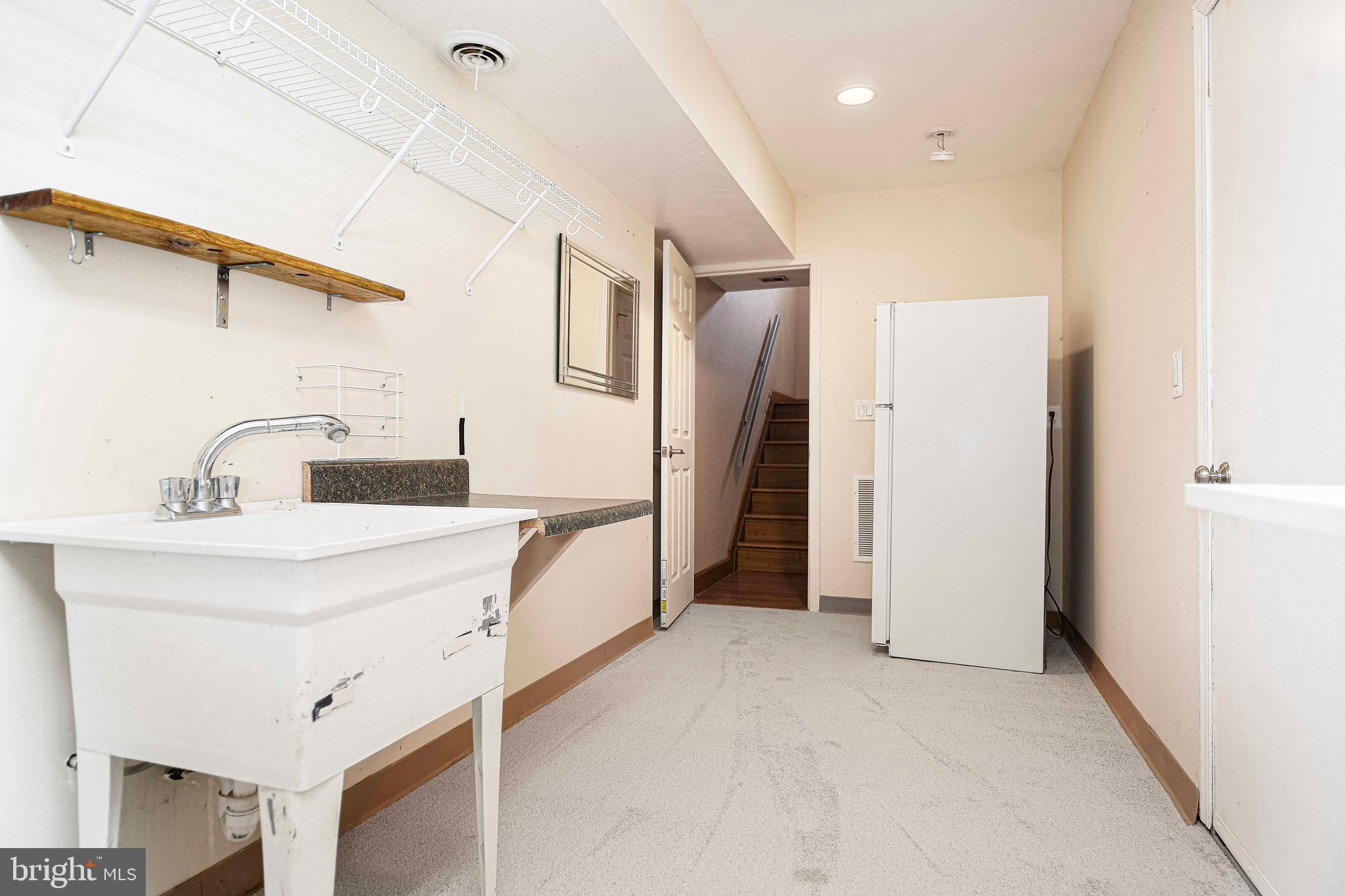 OLD FIELDS - Residential