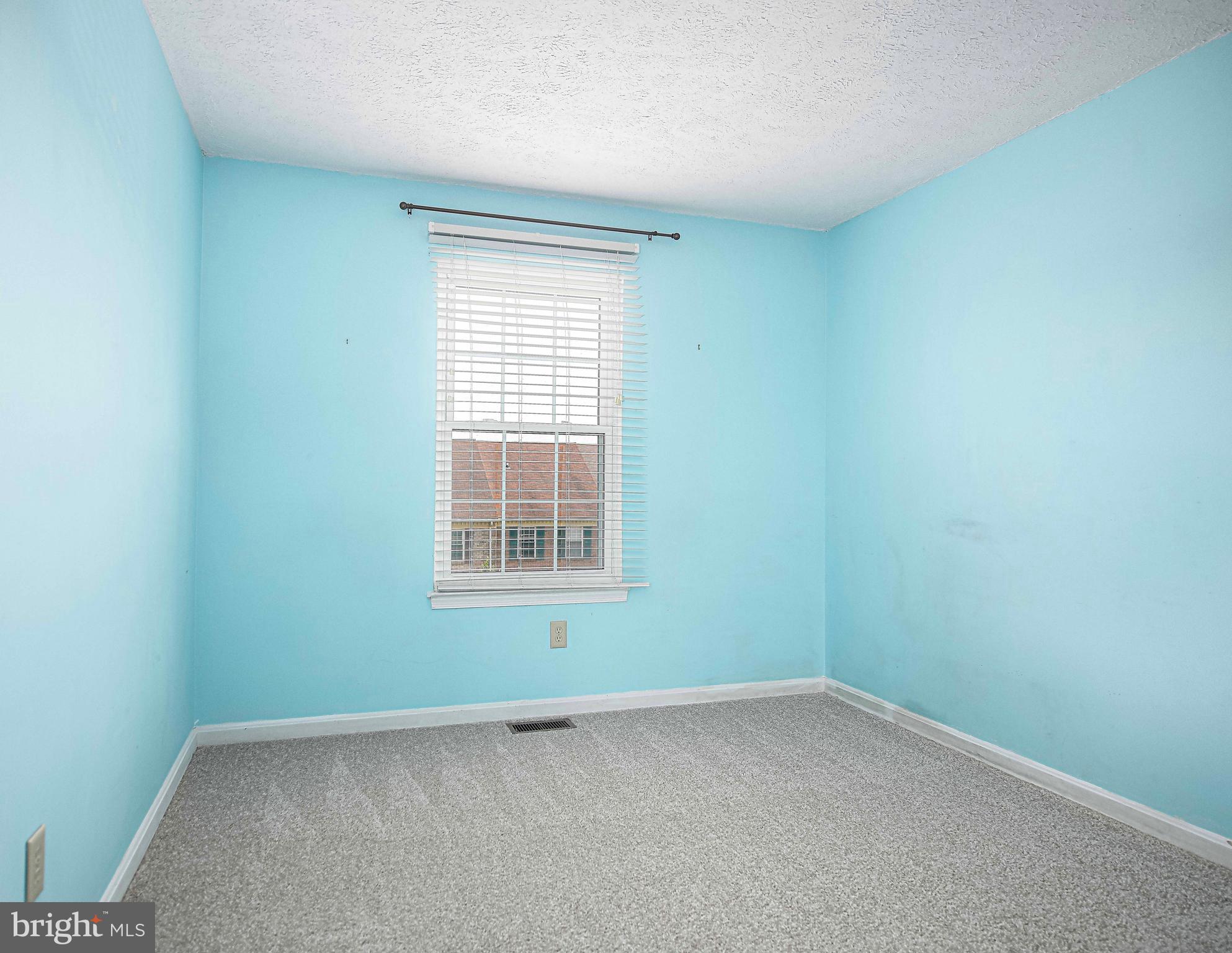 OLD FIELDS - Residential