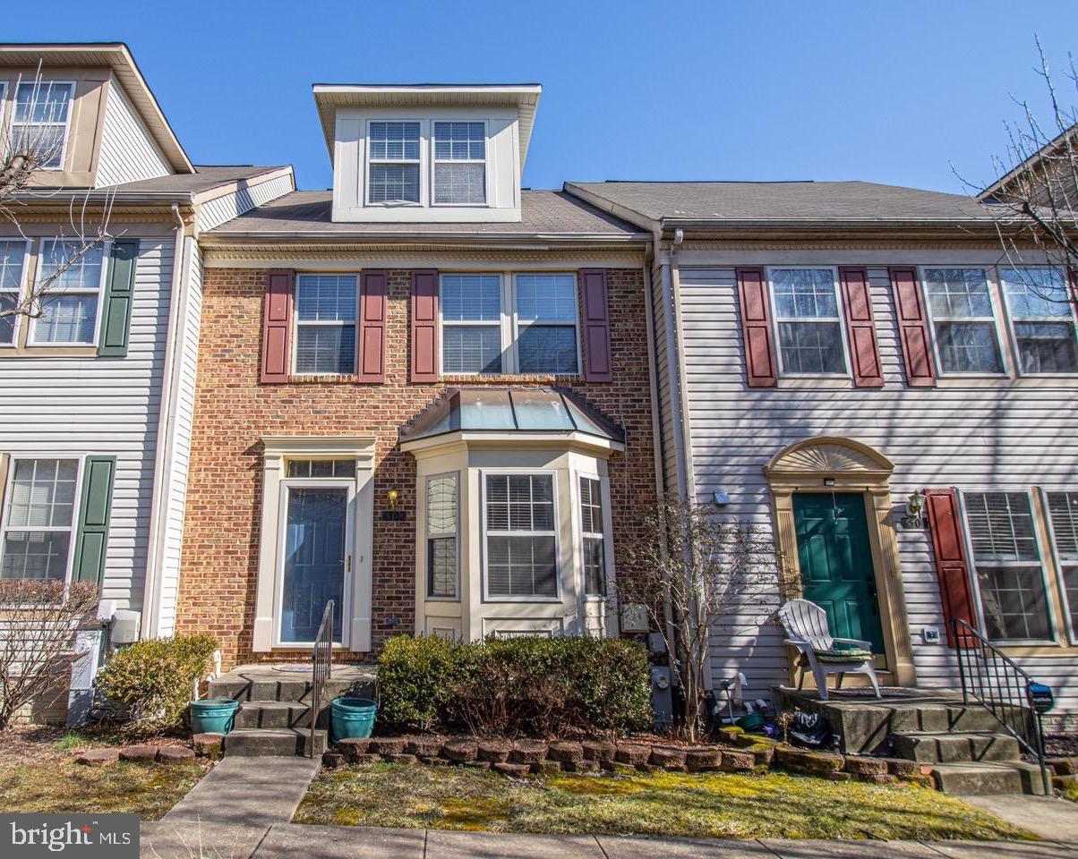 CROMWELL FOUNTAIN - Residential Lease