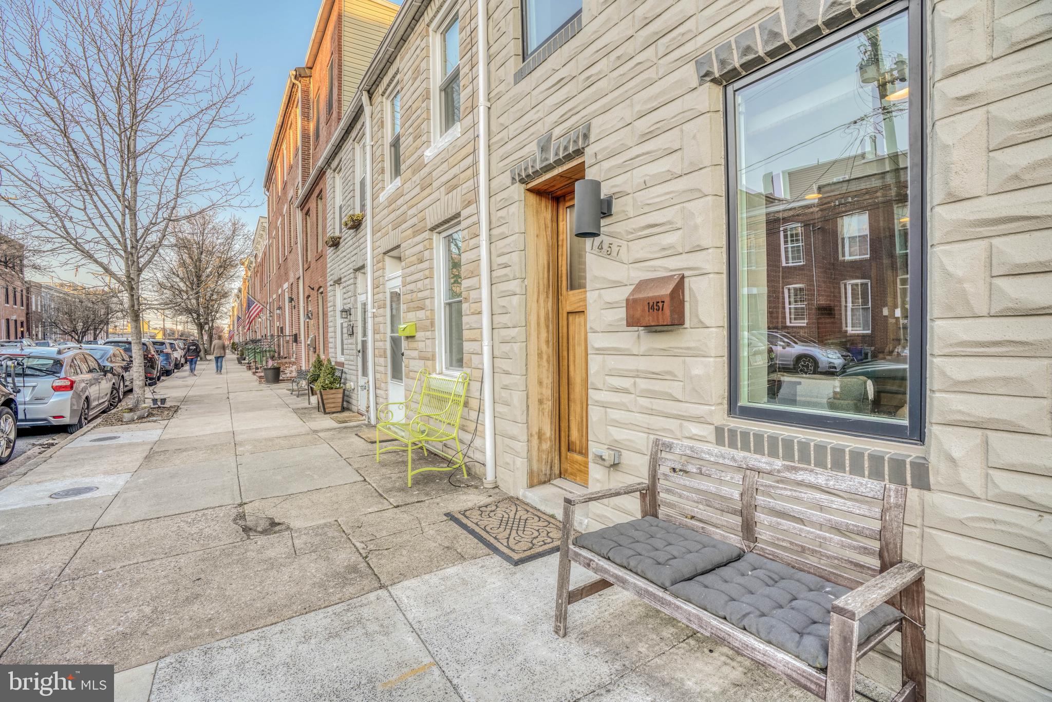 LOCUST POINT - Residential