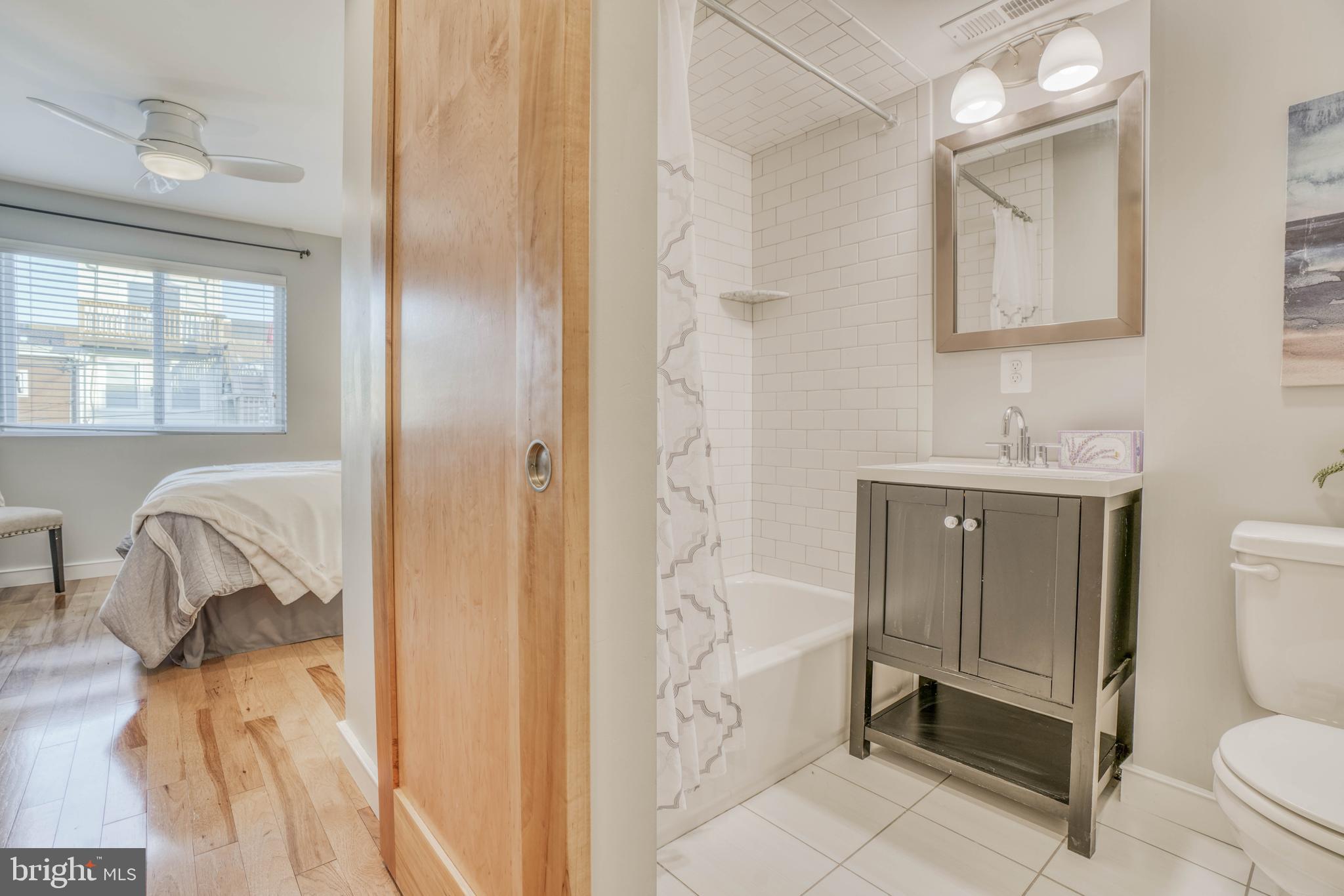 LOCUST POINT - Residential