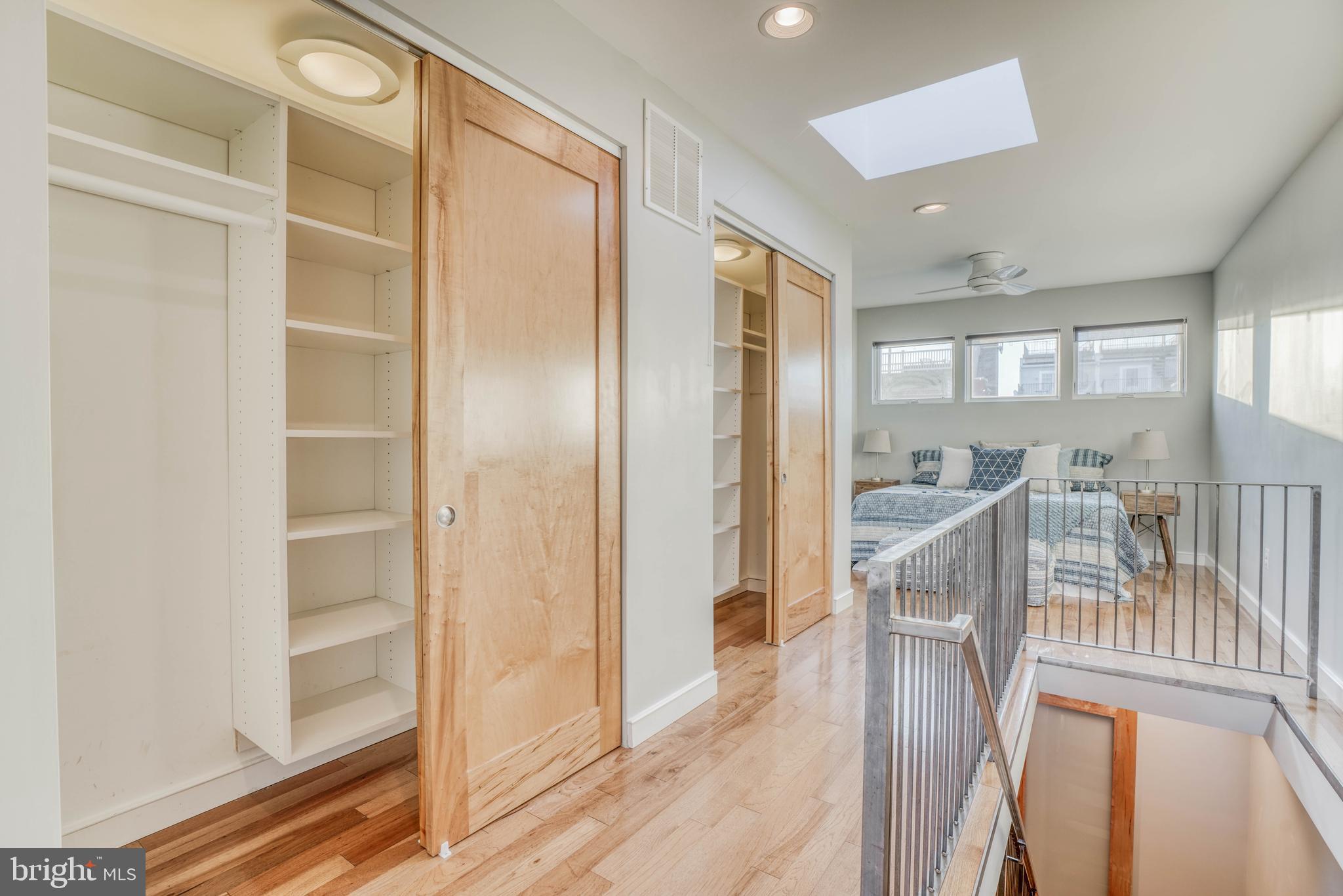 LOCUST POINT - Residential