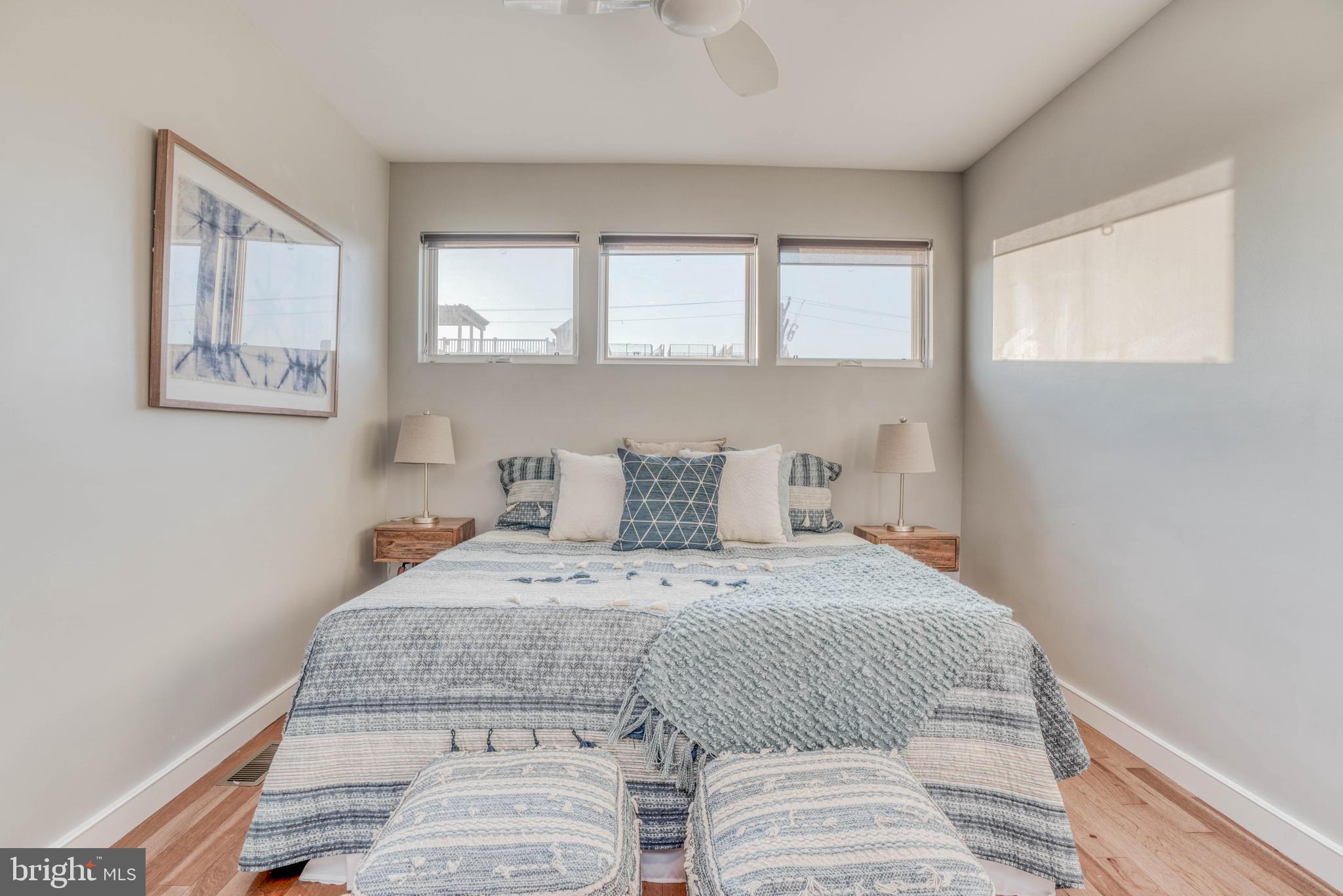 LOCUST POINT - Residential