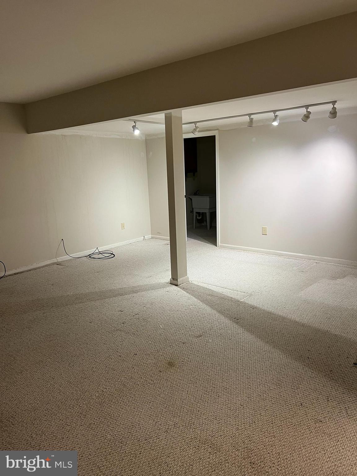 URBANA - Residential Lease