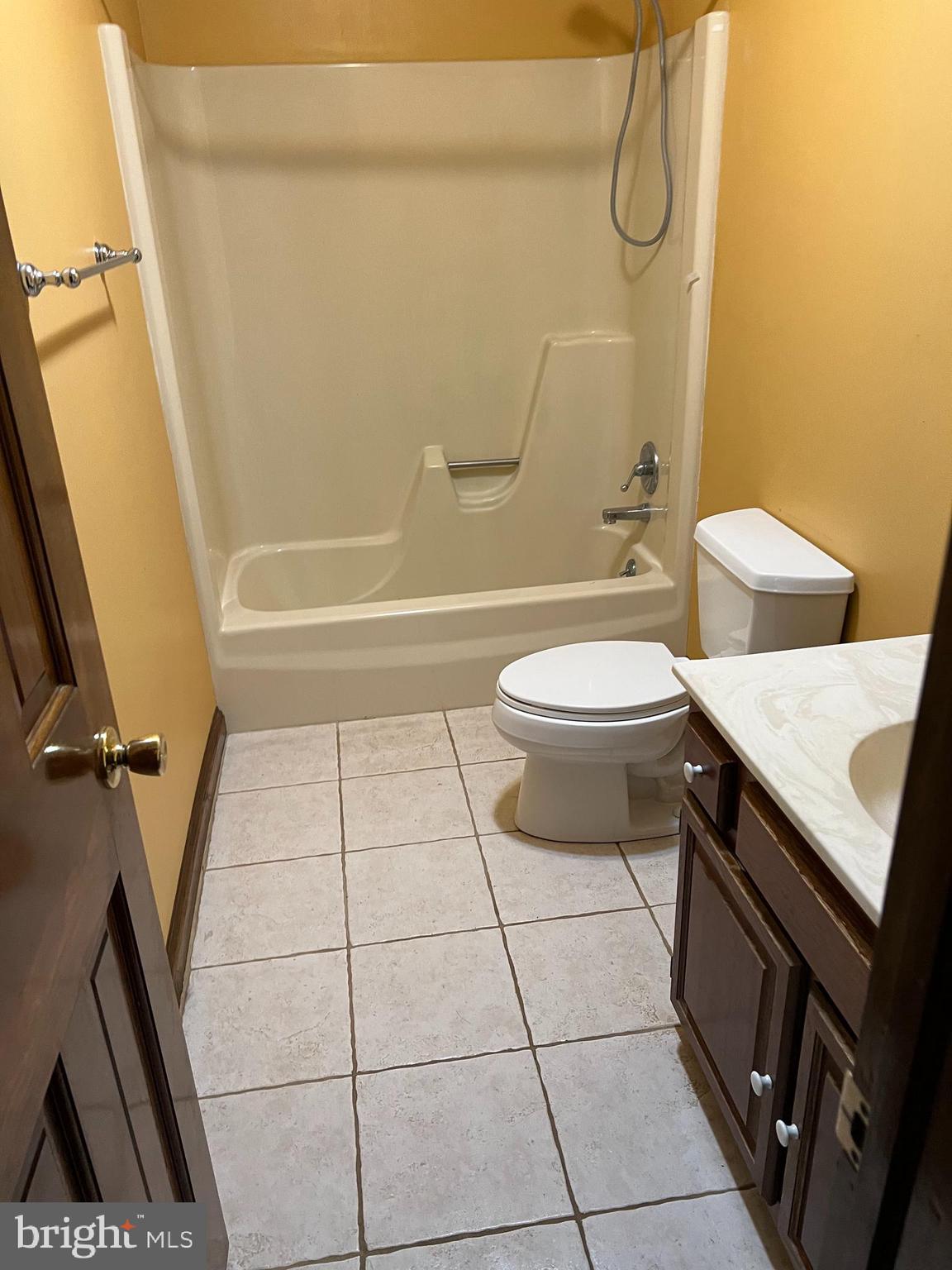 URBANA - Residential Lease