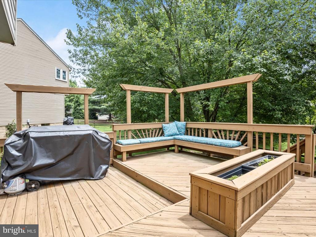 WELLINGTON/CLOVERHILL - Residential