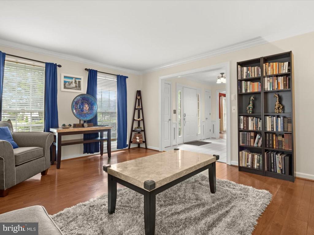 WELLINGTON/CLOVERHILL - Residential