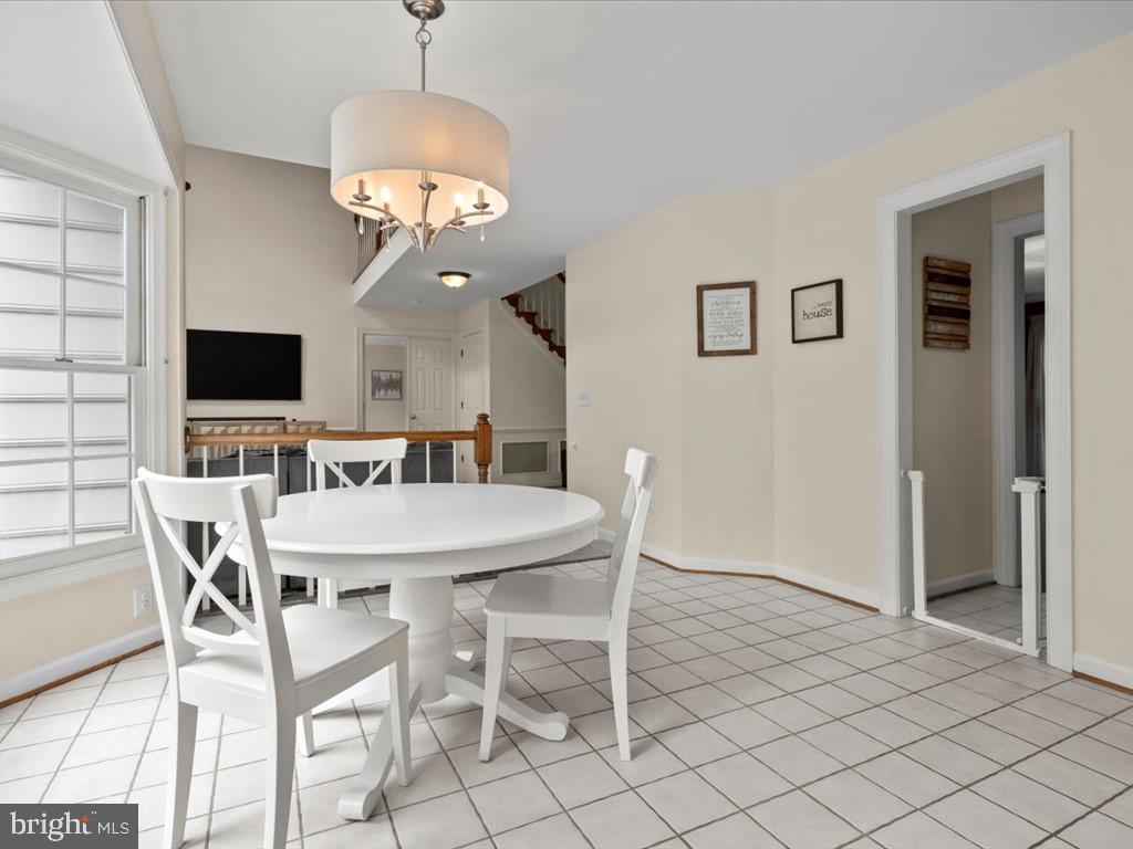 WELLINGTON/CLOVERHILL - Residential