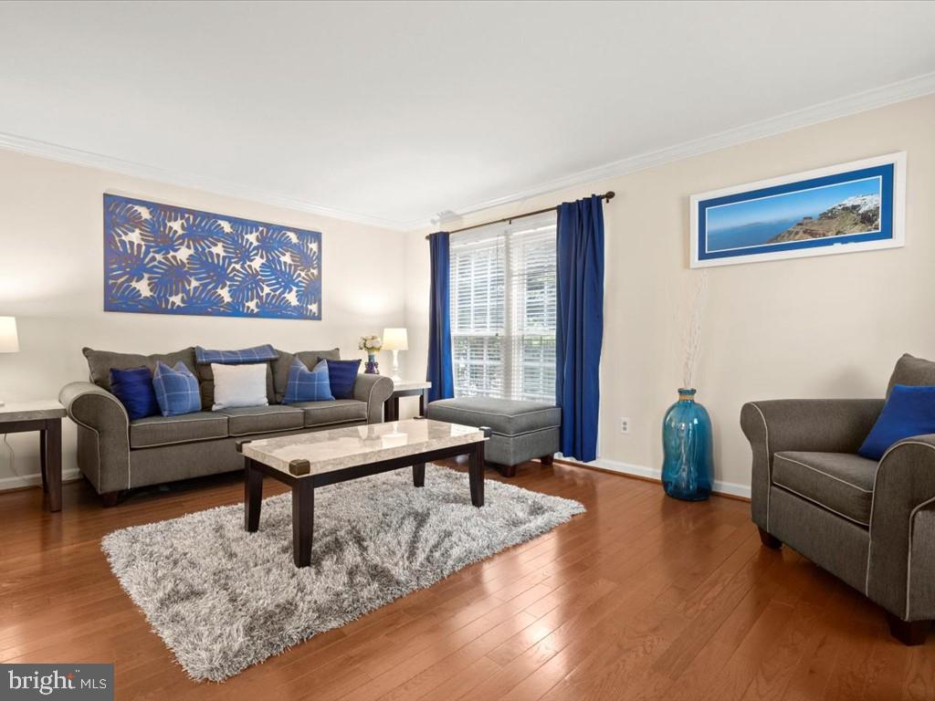 WELLINGTON/CLOVERHILL - Residential