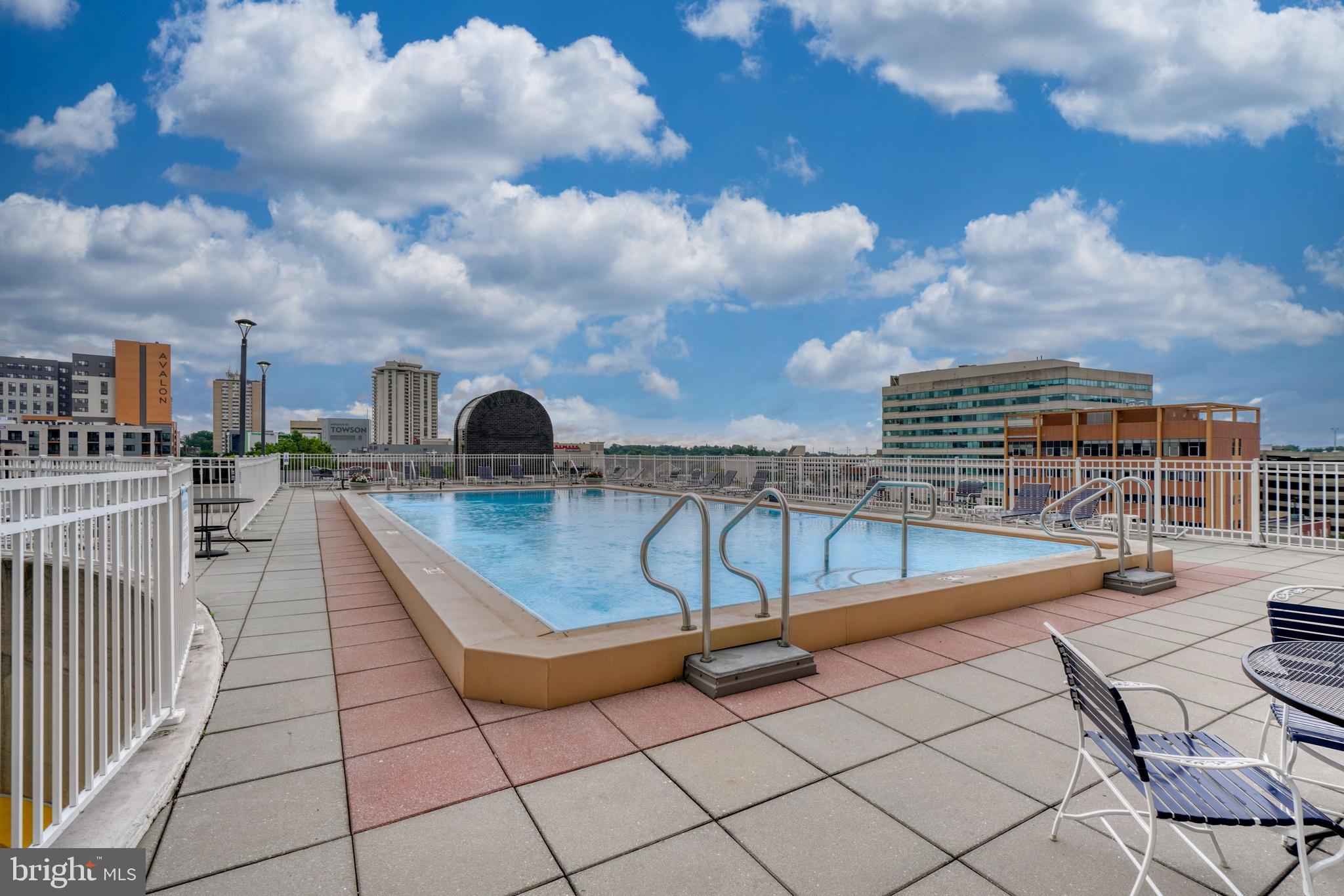 PENTHOUSE CONDOMINIUMS - Residential