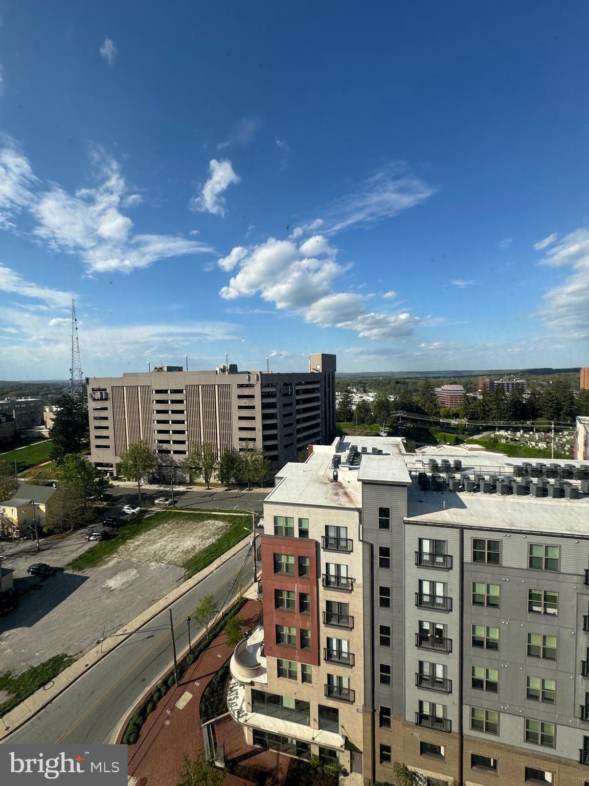 PENTHOUSE CONDOMINIUMS - Residential