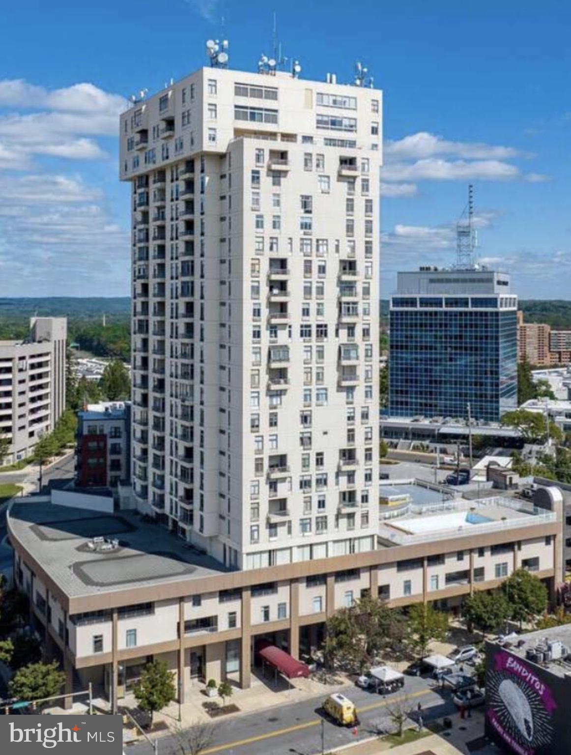 PENTHOUSE CONDOMINIUMS - Residential