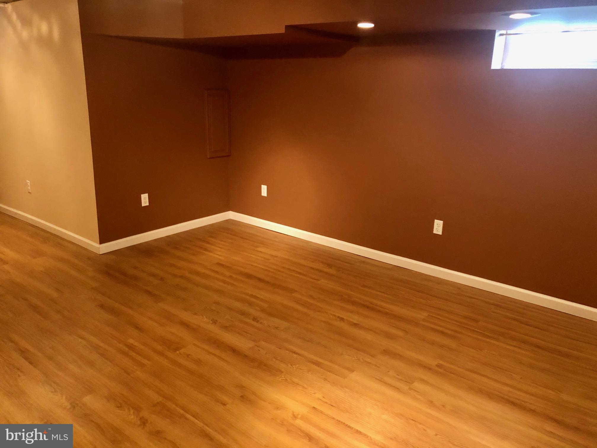 HARBOR VIEW - Residential Lease