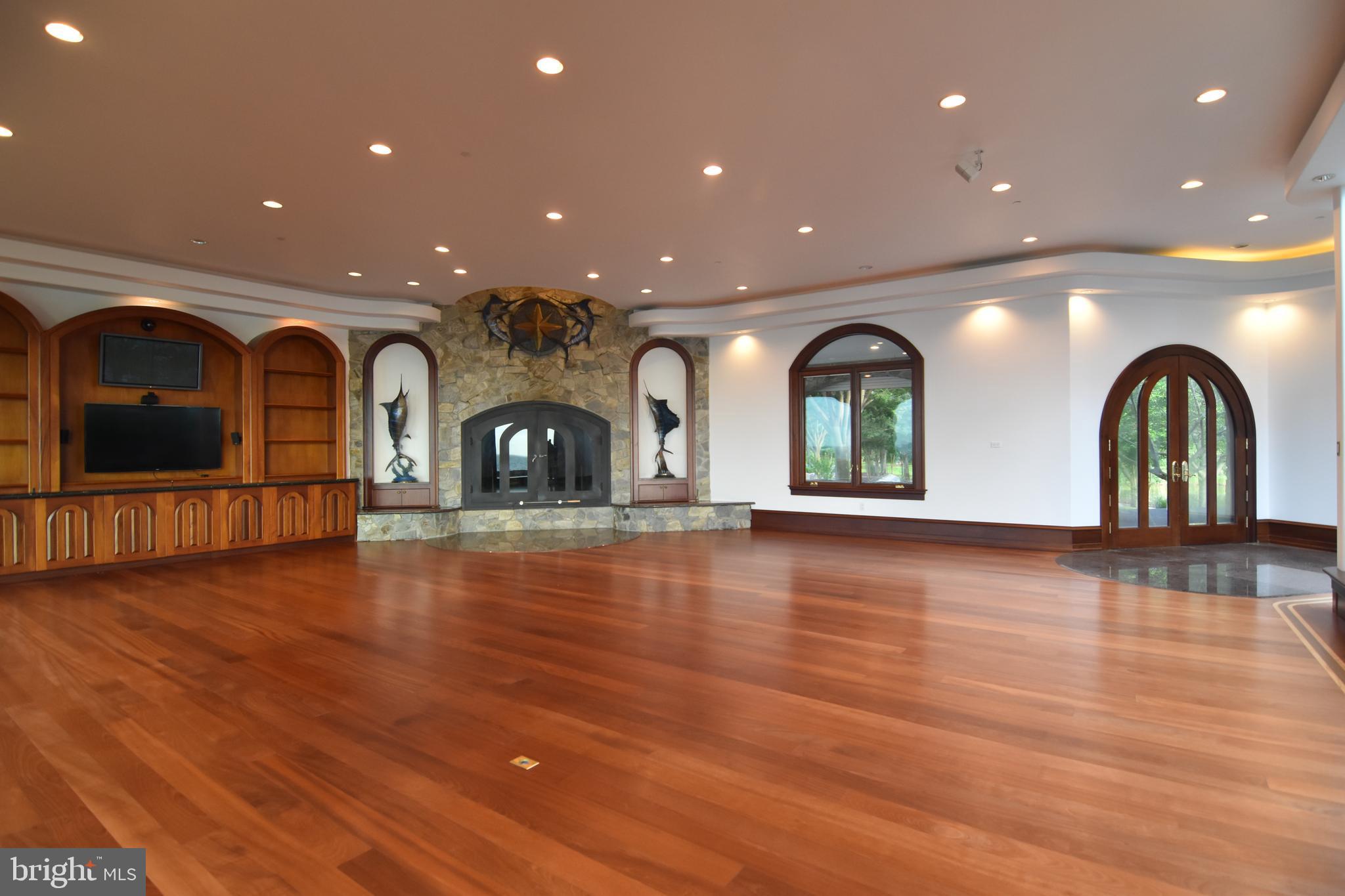 ST JEROMES SHORES - Residential