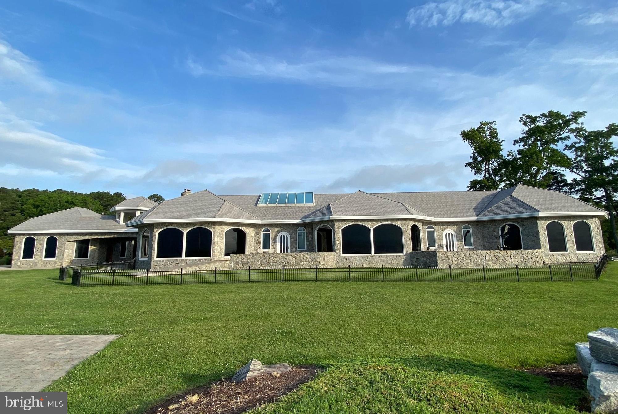 ST JEROMES SHORES - Residential