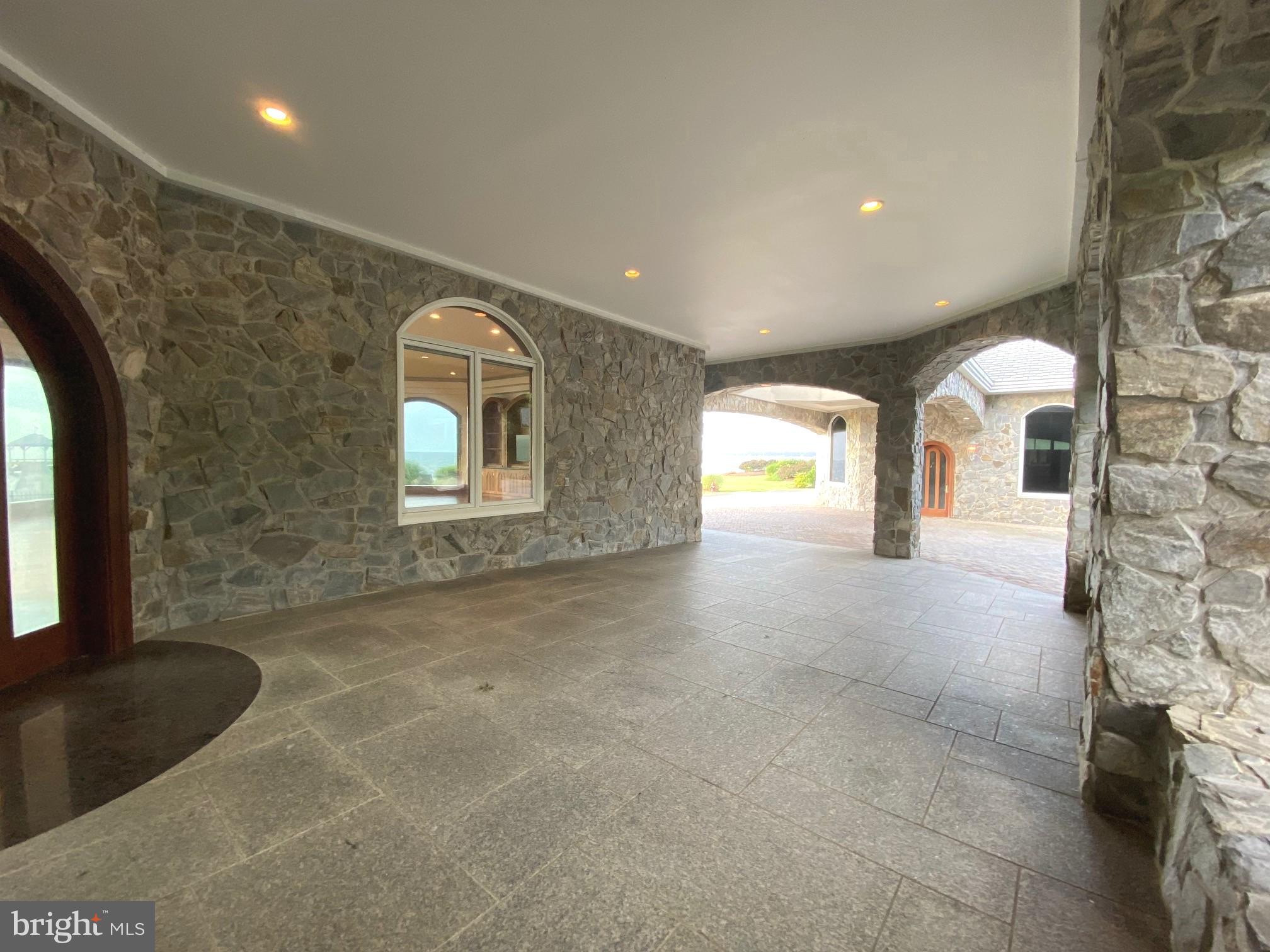 ST JEROMES SHORES - Residential