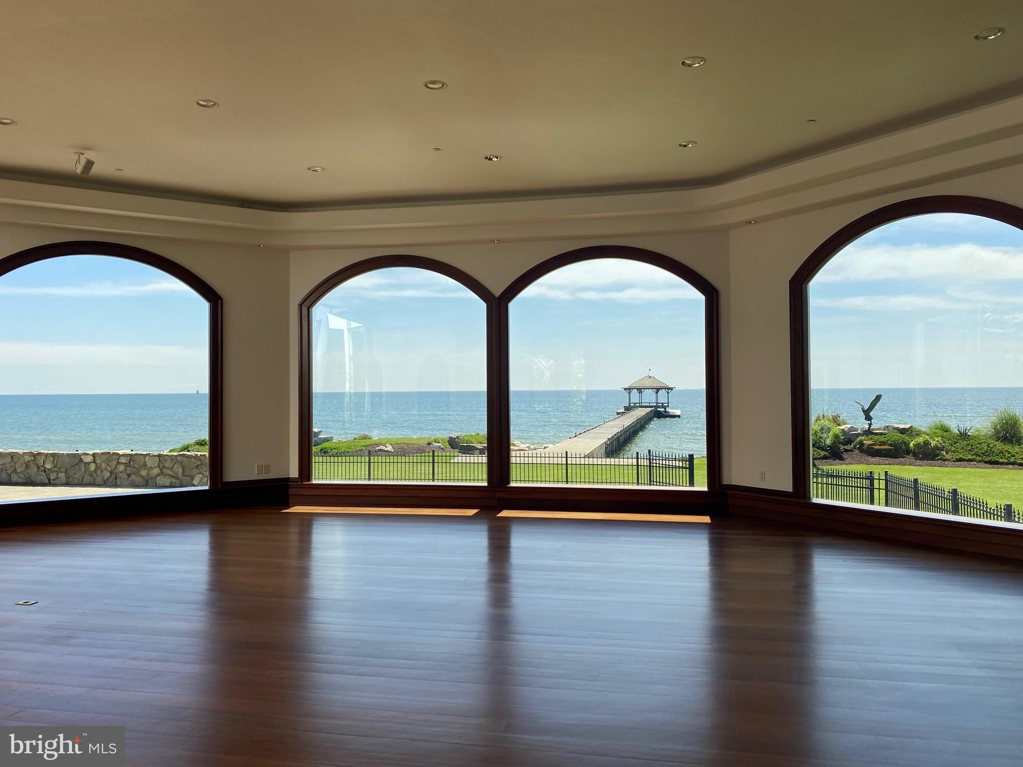 ST JEROMES SHORES - Residential