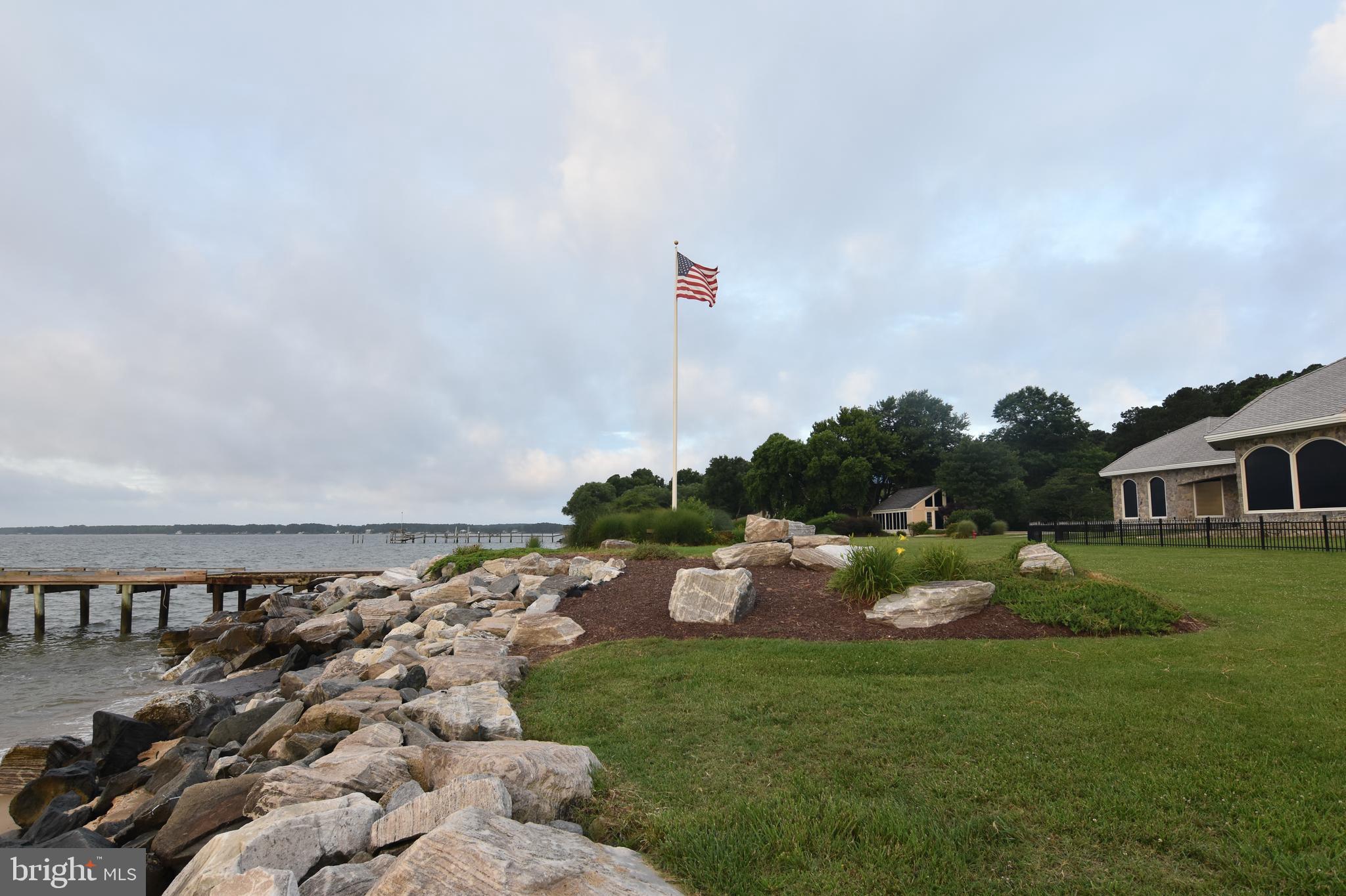 ST JEROMES SHORES - Residential