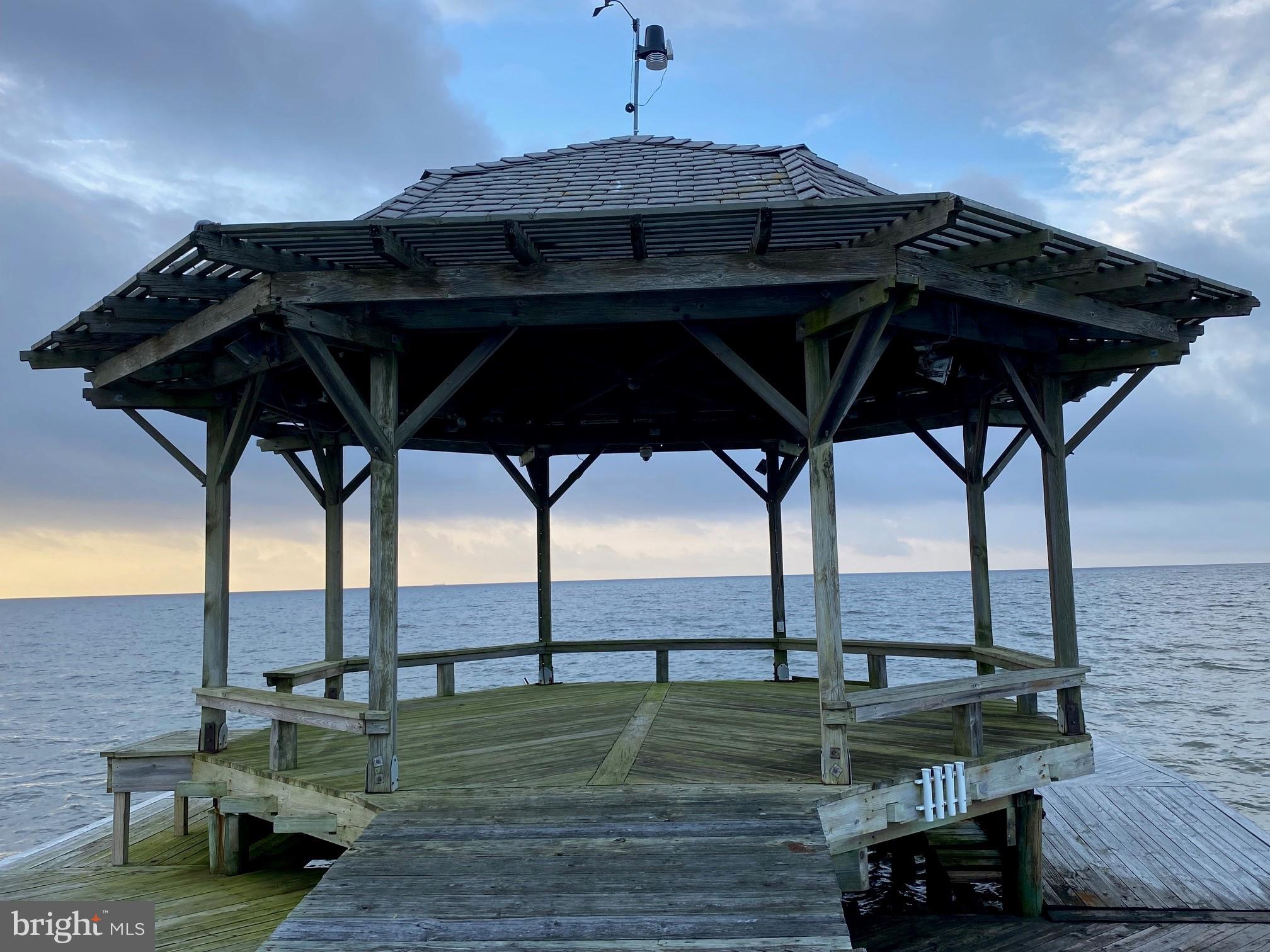 ST JEROMES SHORES - Residential