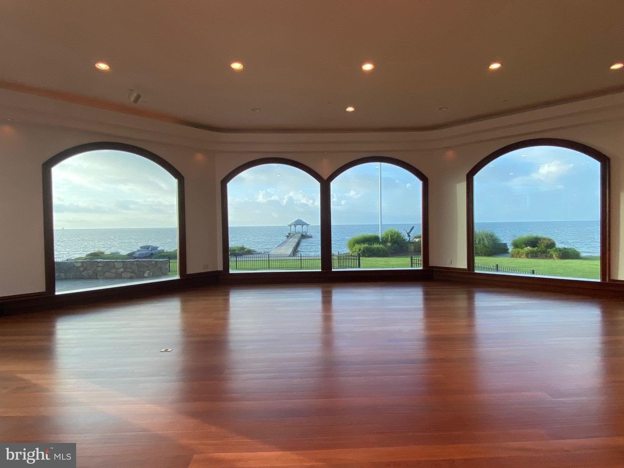 ST JEROMES SHORES - Residential