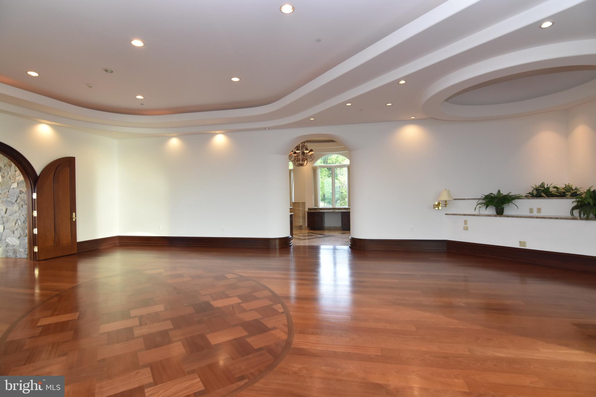 ST JEROMES SHORES - Residential