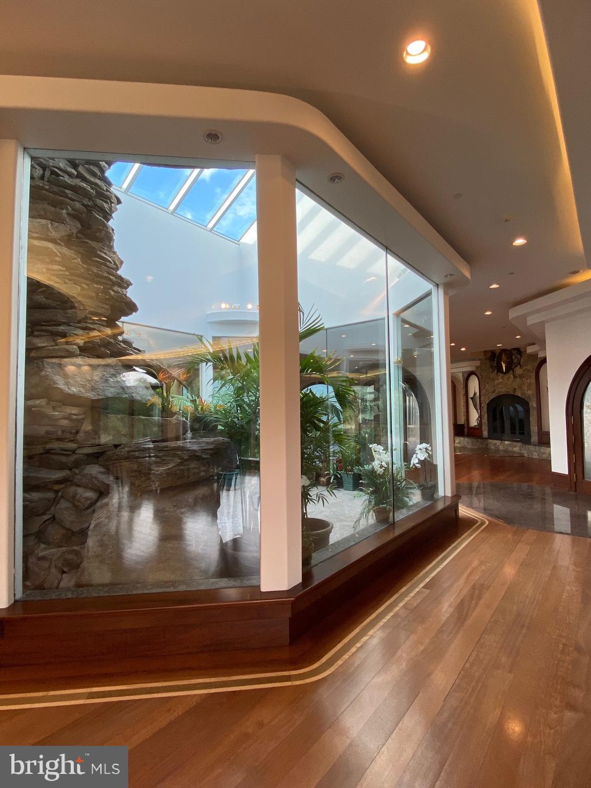 ST JEROMES SHORES - Residential