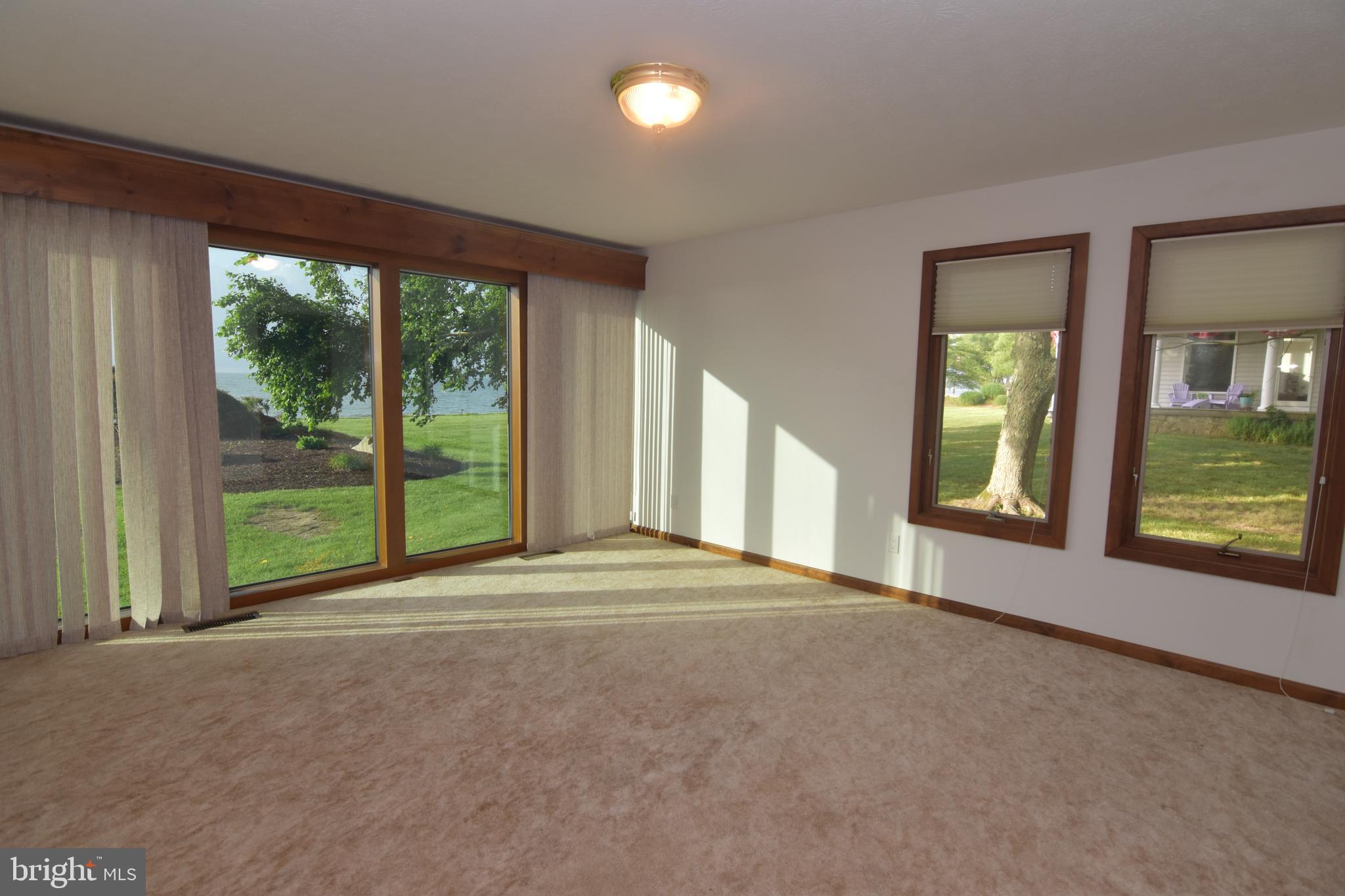 ST JEROMES SHORES - Residential