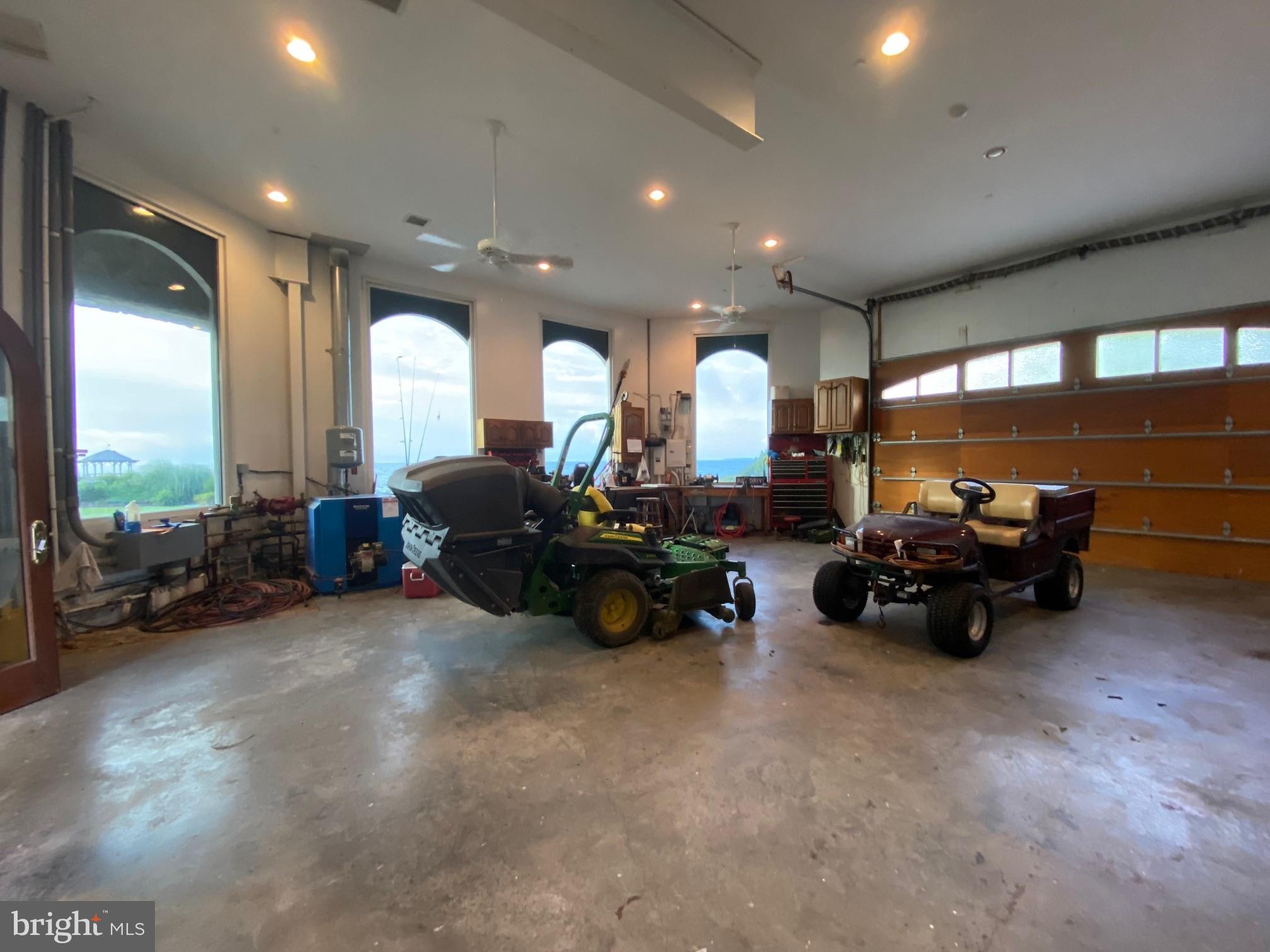 ST JEROMES SHORES - Residential