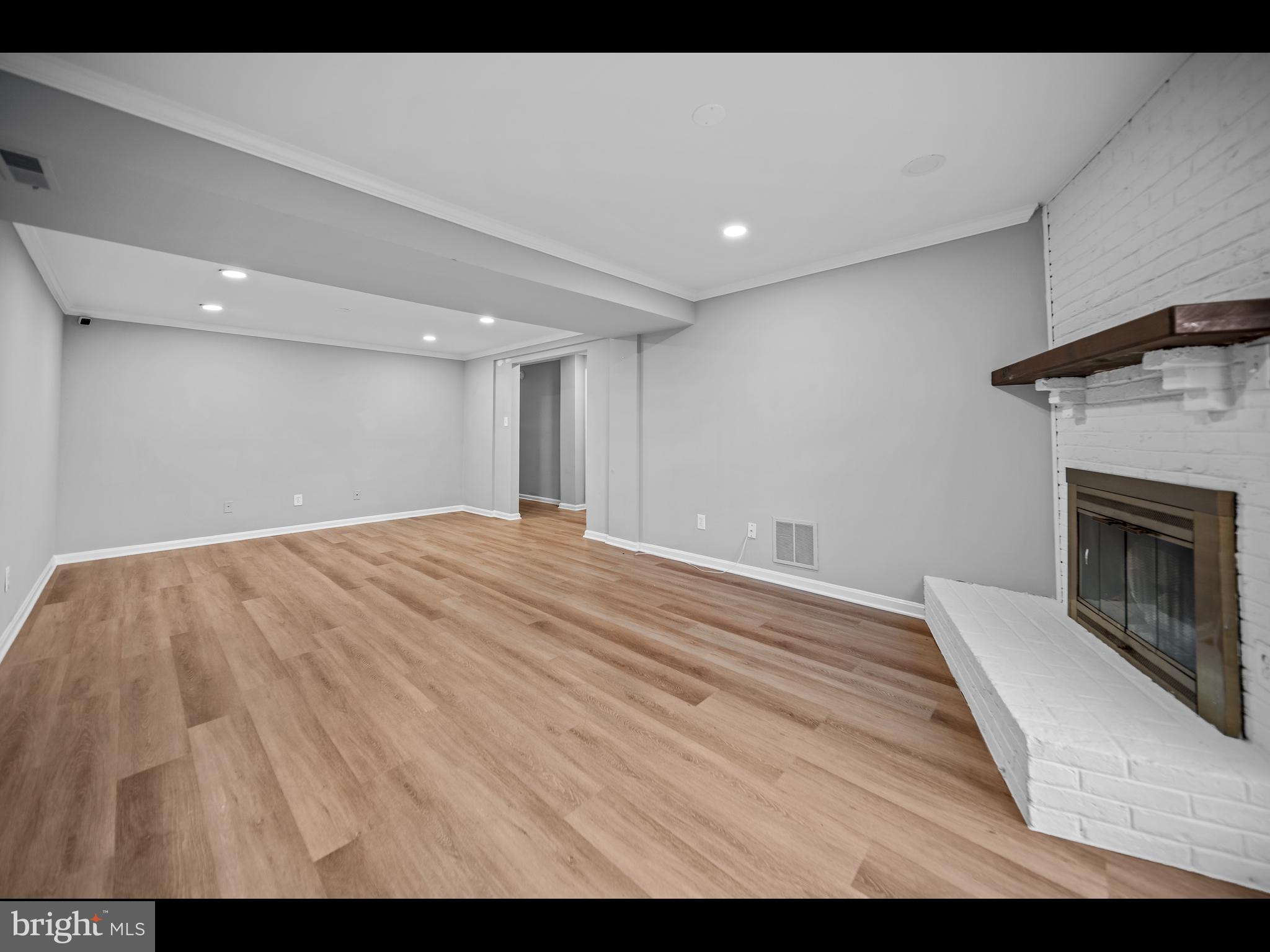 STONELEIGH - Residential Lease