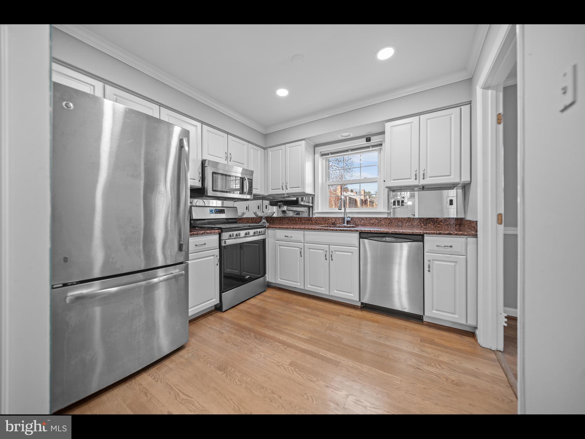 STONELEIGH - Residential Lease