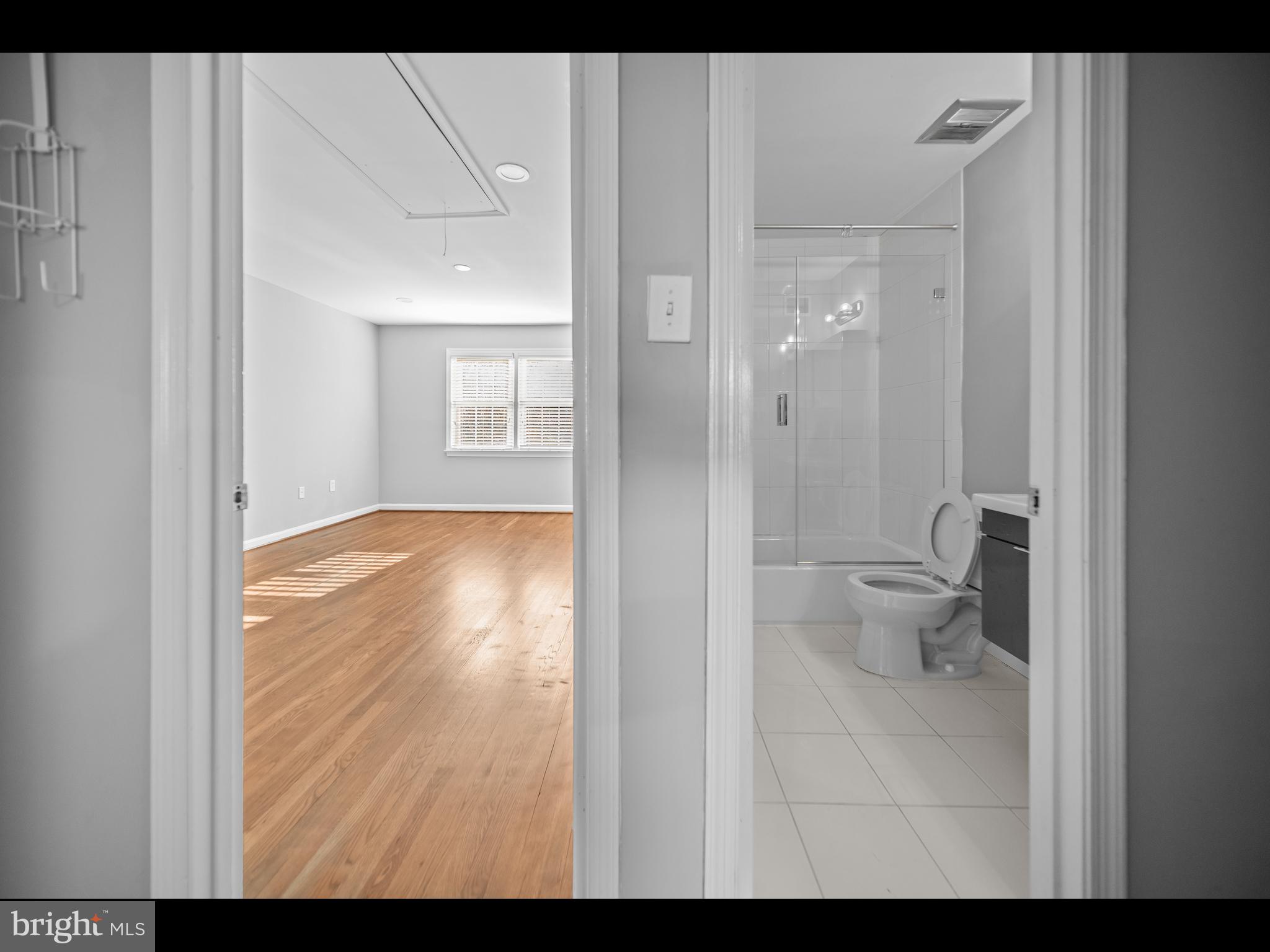 STONELEIGH - Residential Lease