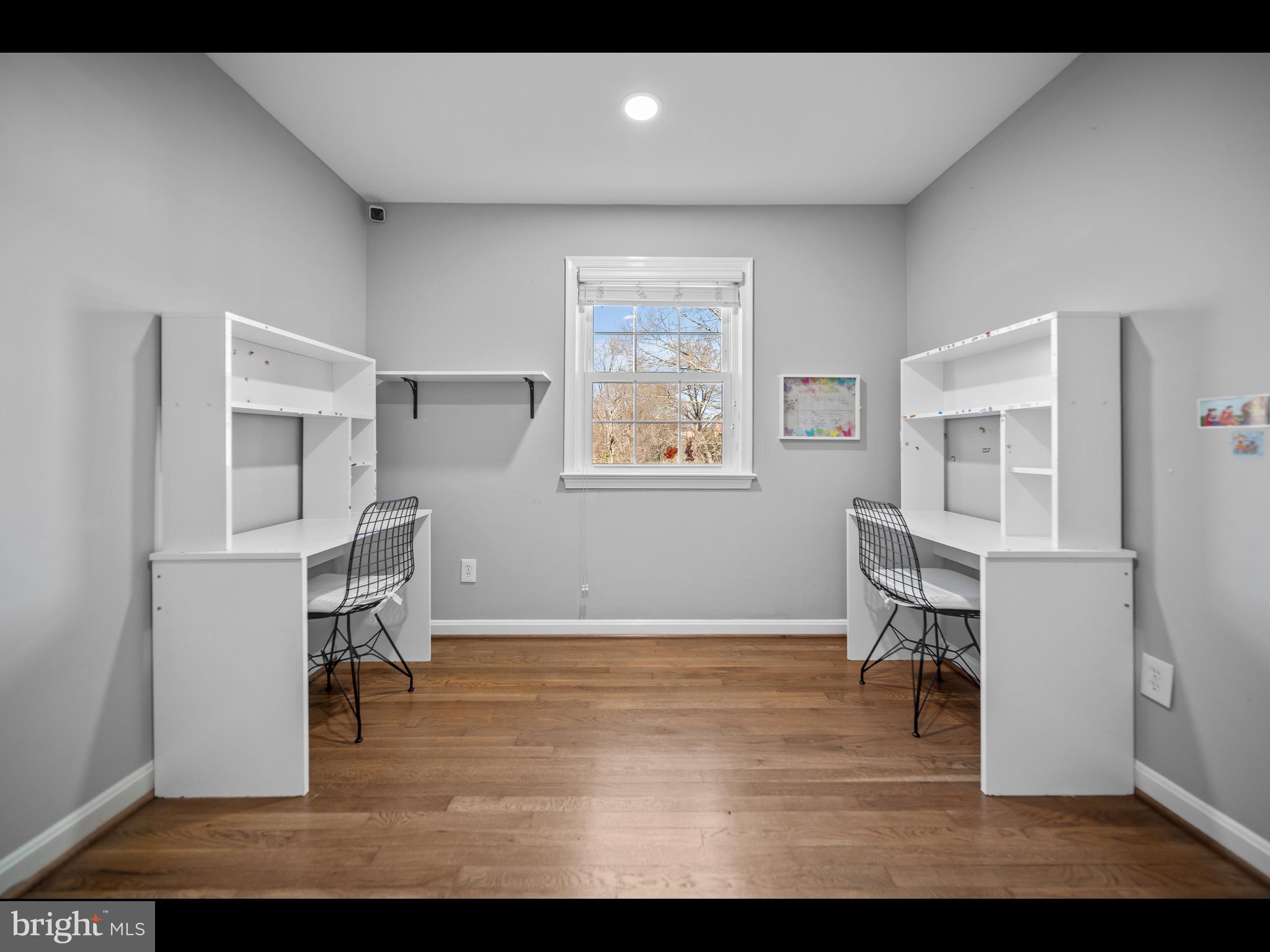 STONELEIGH - Residential Lease