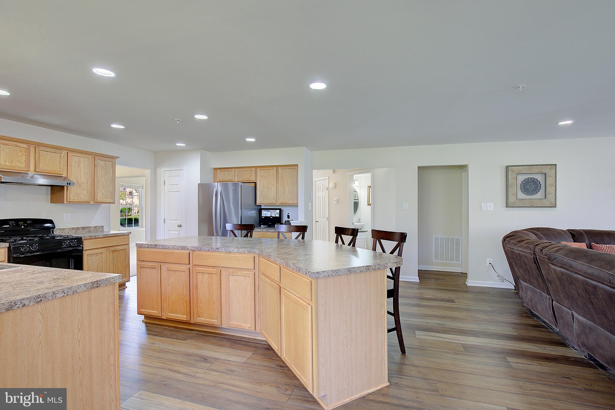 MARLBORO RIDING-PLAT 1> - Residential