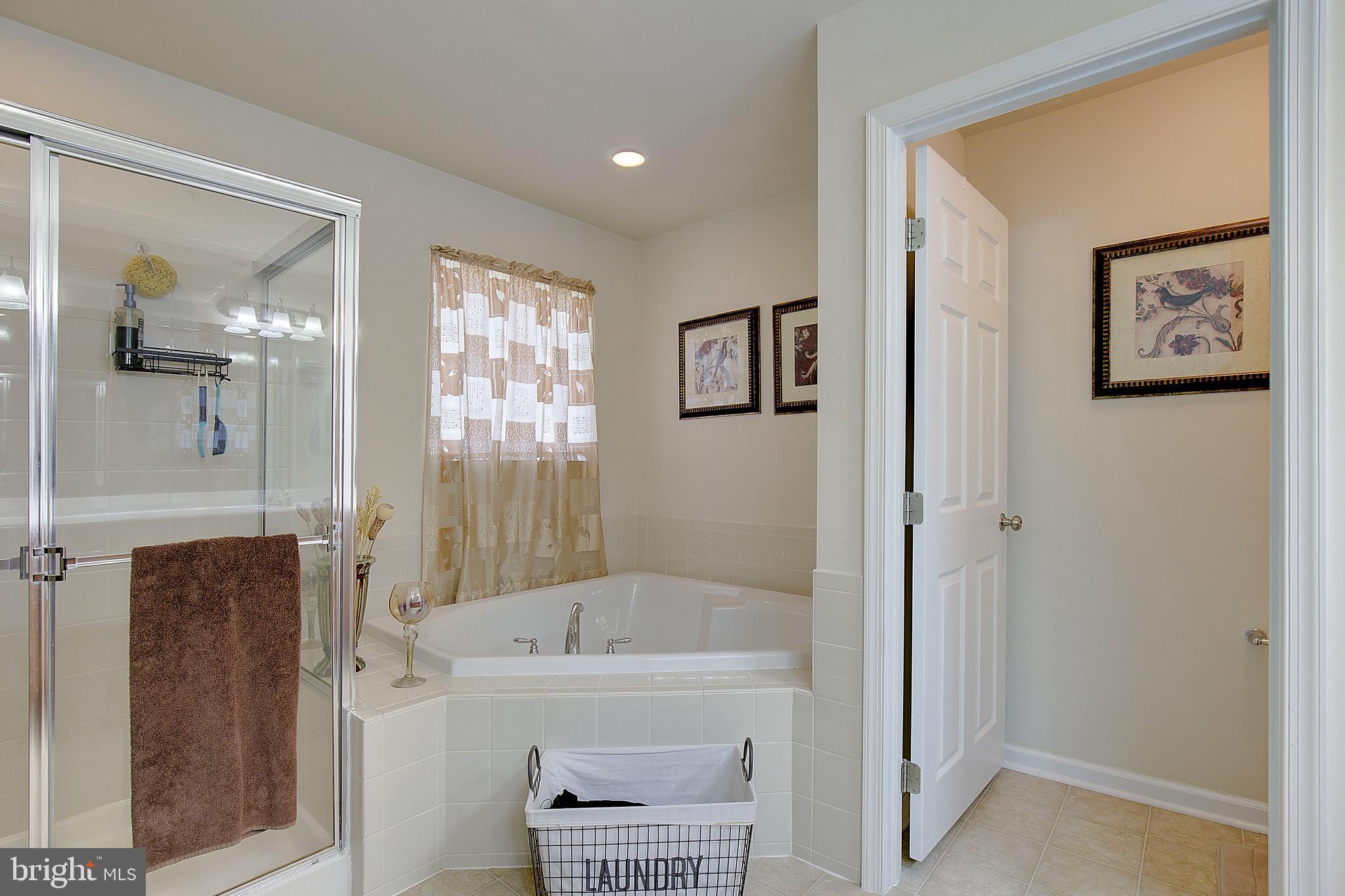 MARLBORO RIDING-PLAT 1> - Residential