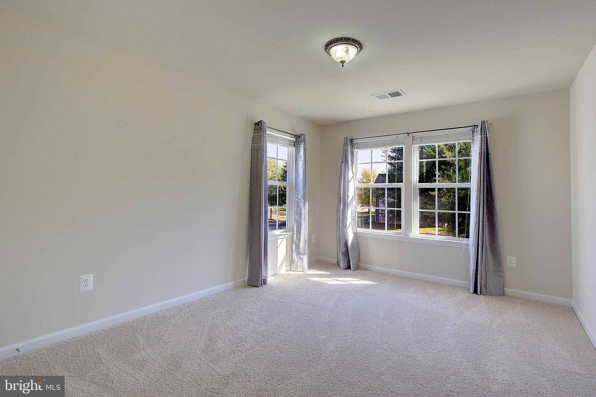 MARLBORO RIDING-PLAT 1> - Residential