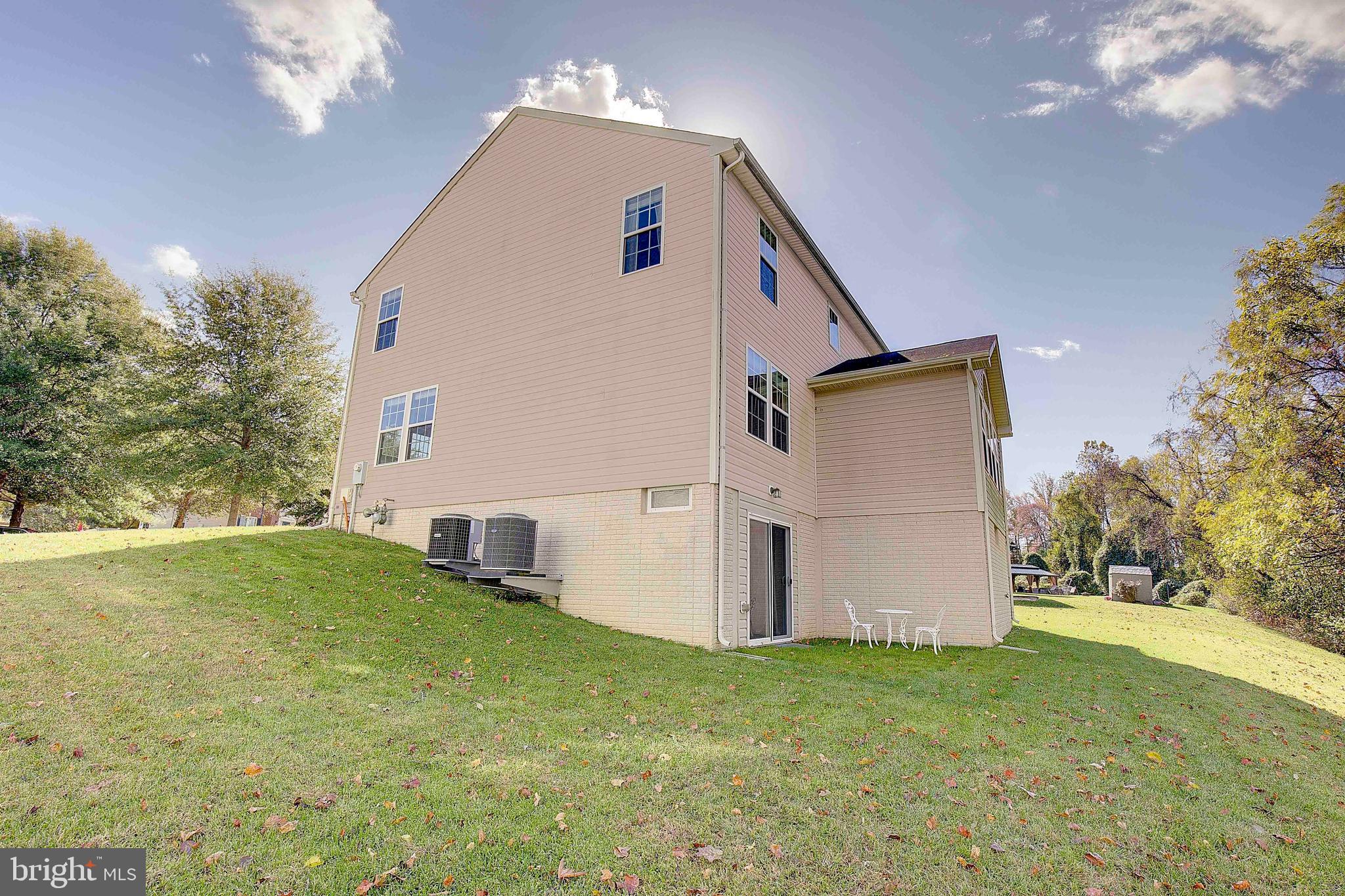 MARLBORO RIDING-PLAT 1> - Residential