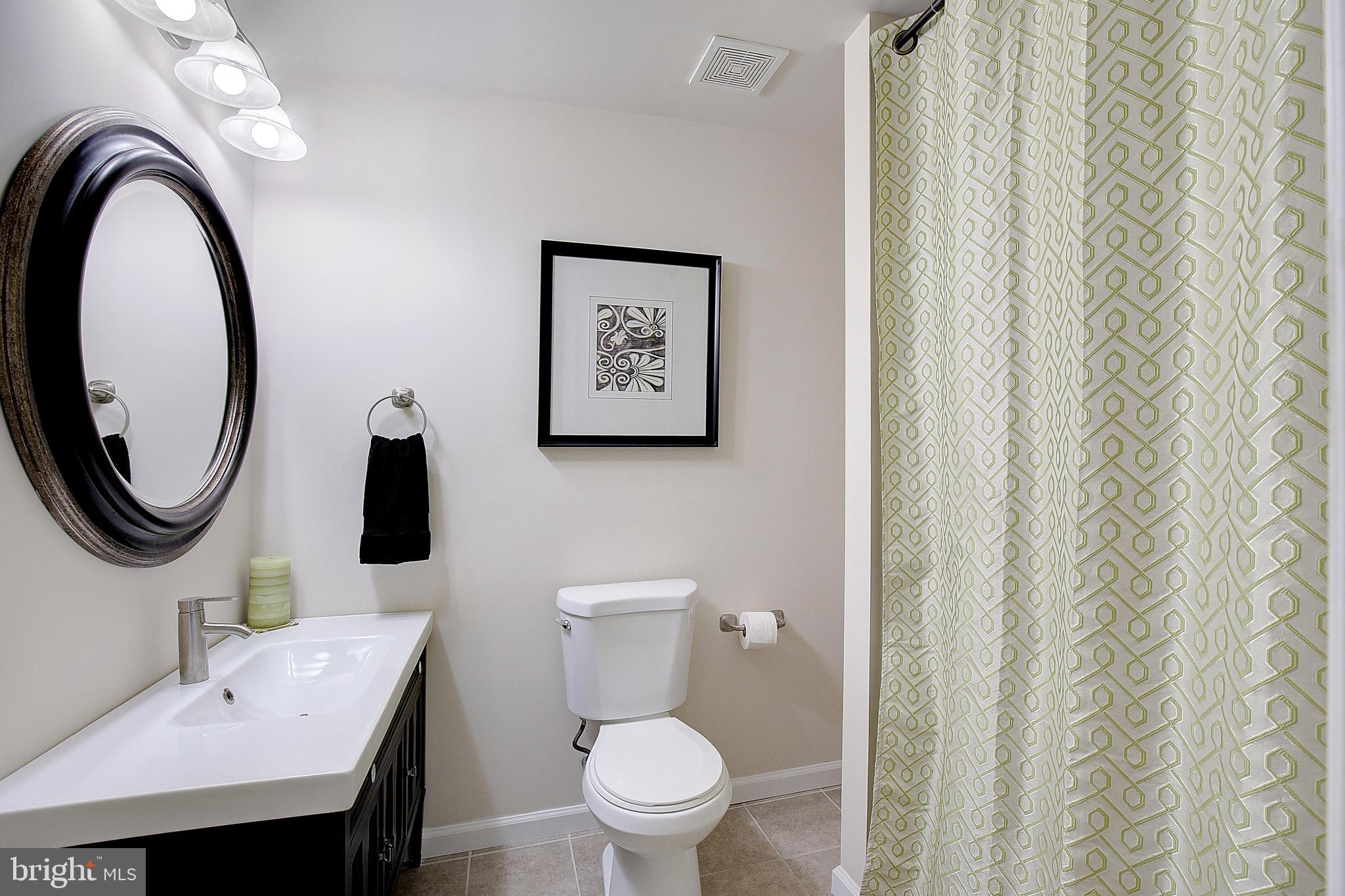 MARLBORO RIDING-PLAT 1> - Residential