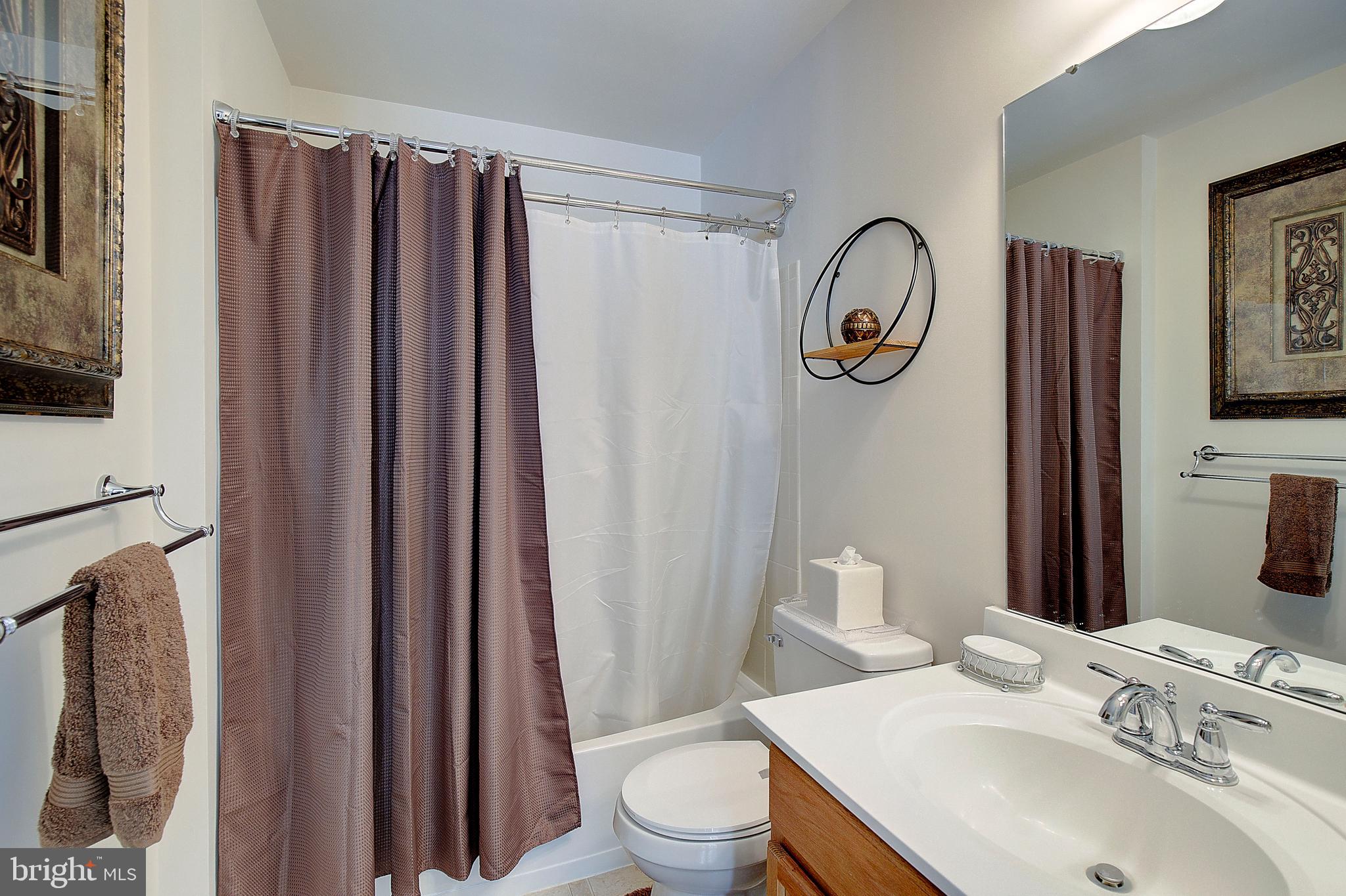 MARLBORO RIDING-PLAT 1> - Residential